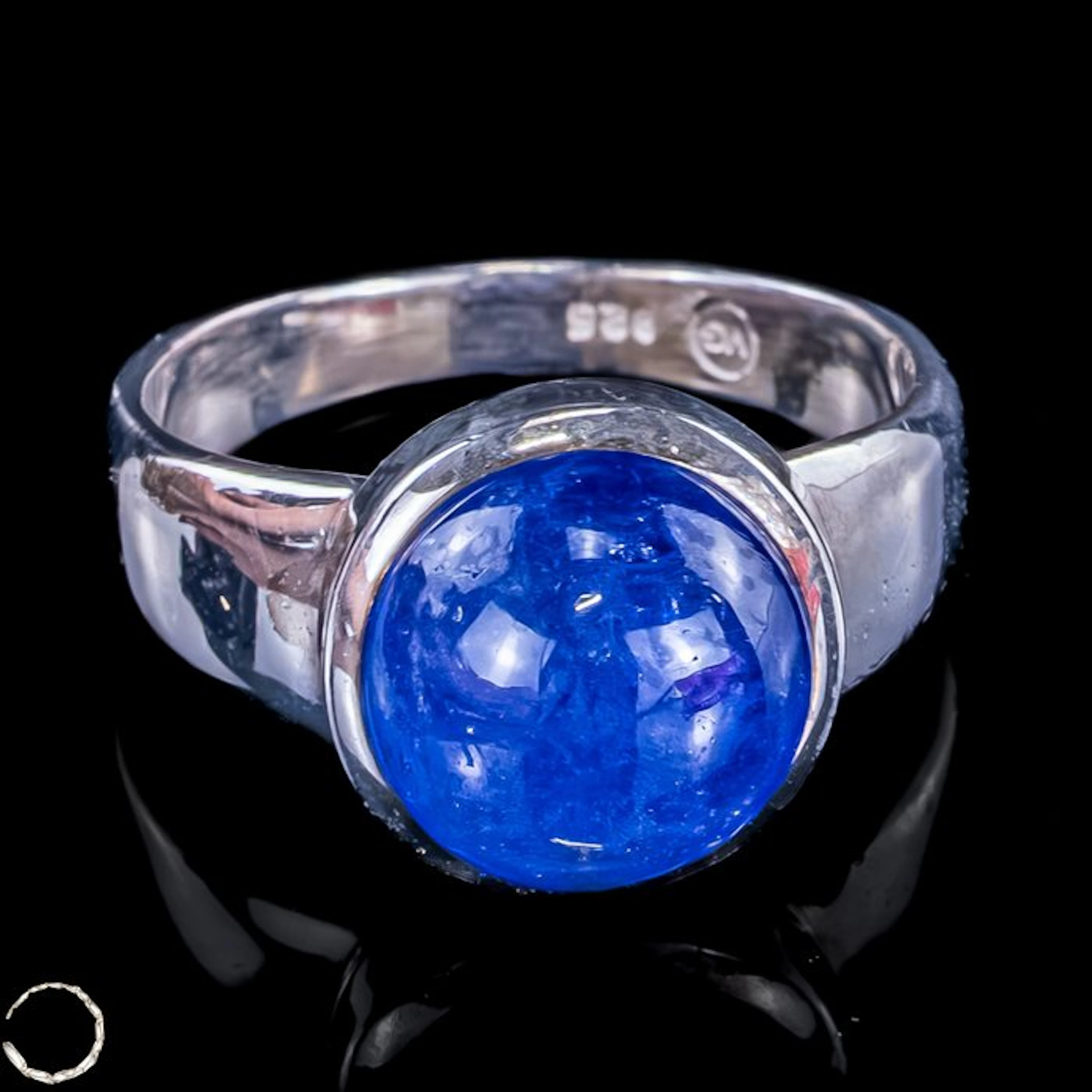 Exclusive ring with natural Tanzanite – elegantly set in silver 34.75