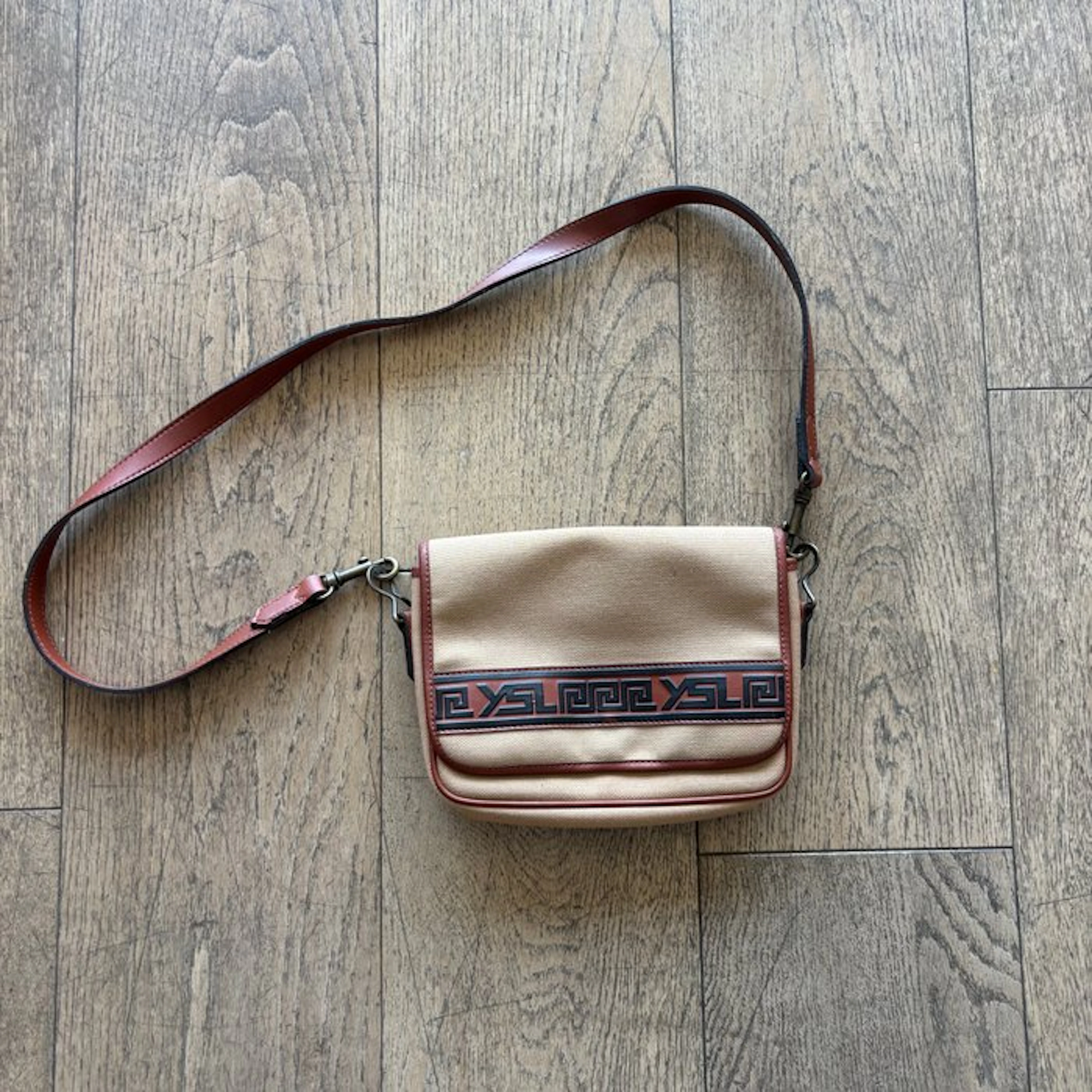 Yves Saint Laurent - Handbag