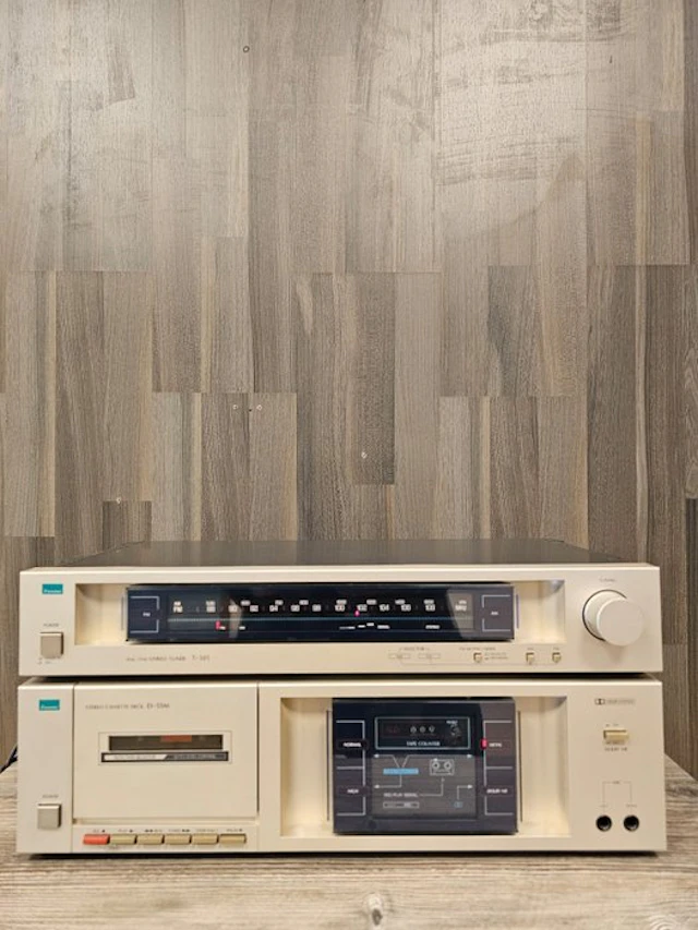 Sansui - T-505 Tuner & D-55M Cassette Deck Hi-fi set
