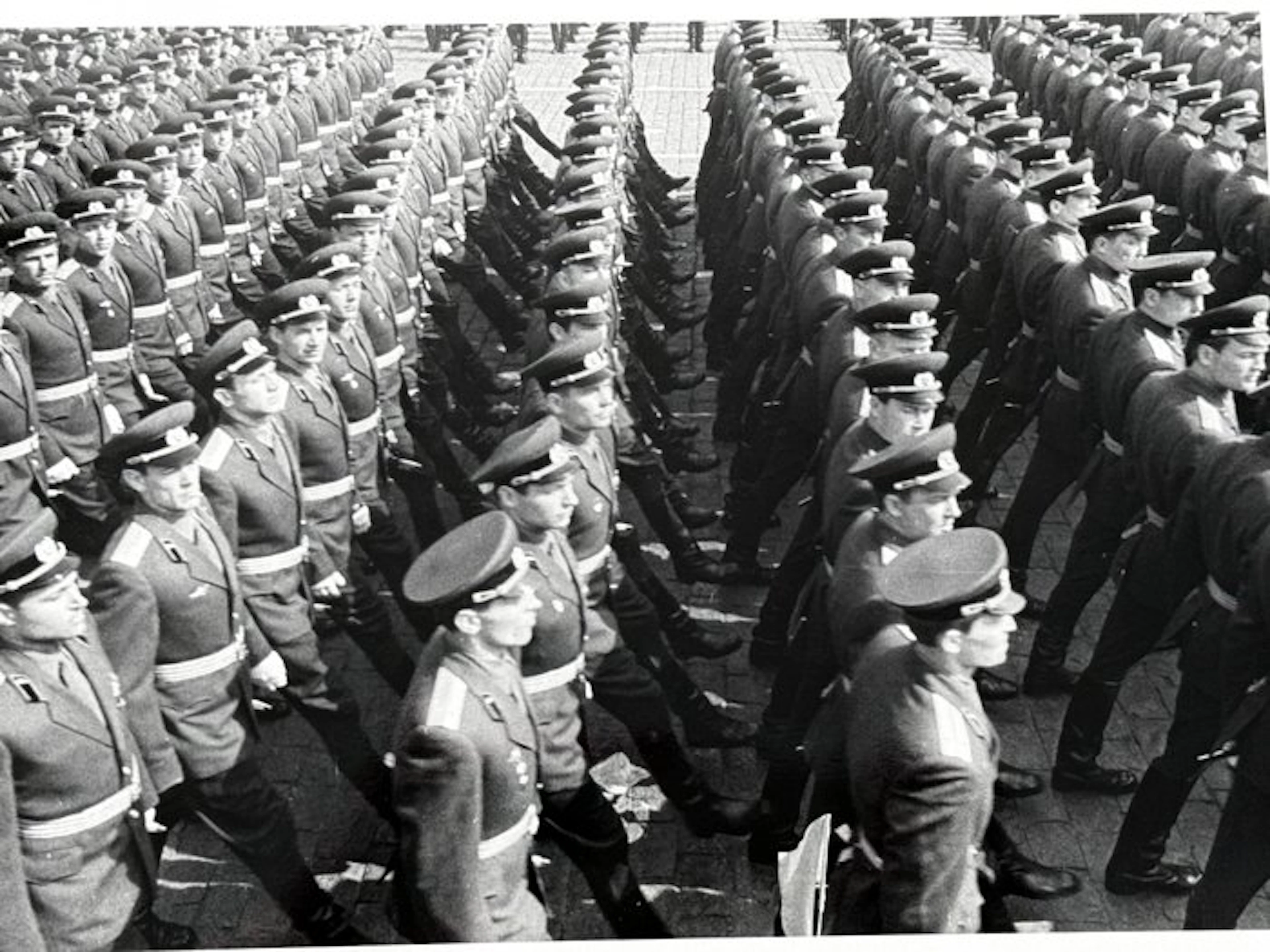 Alberto Korda (1928–2001) - Fidel Castro es testigo del...