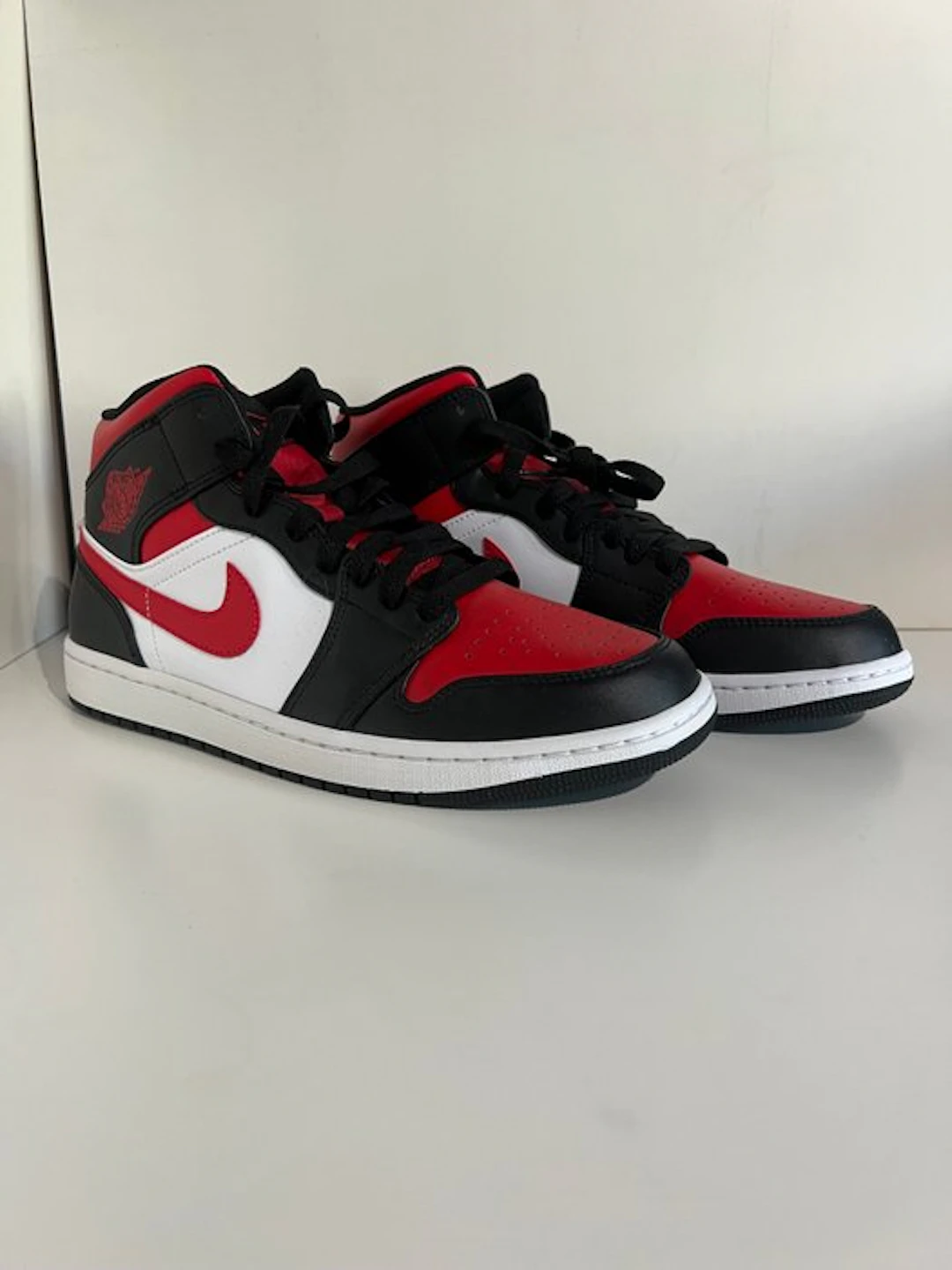 Nike - Air Jordan 1 Mid - Sneakers - Size: EU 43 - New with tags