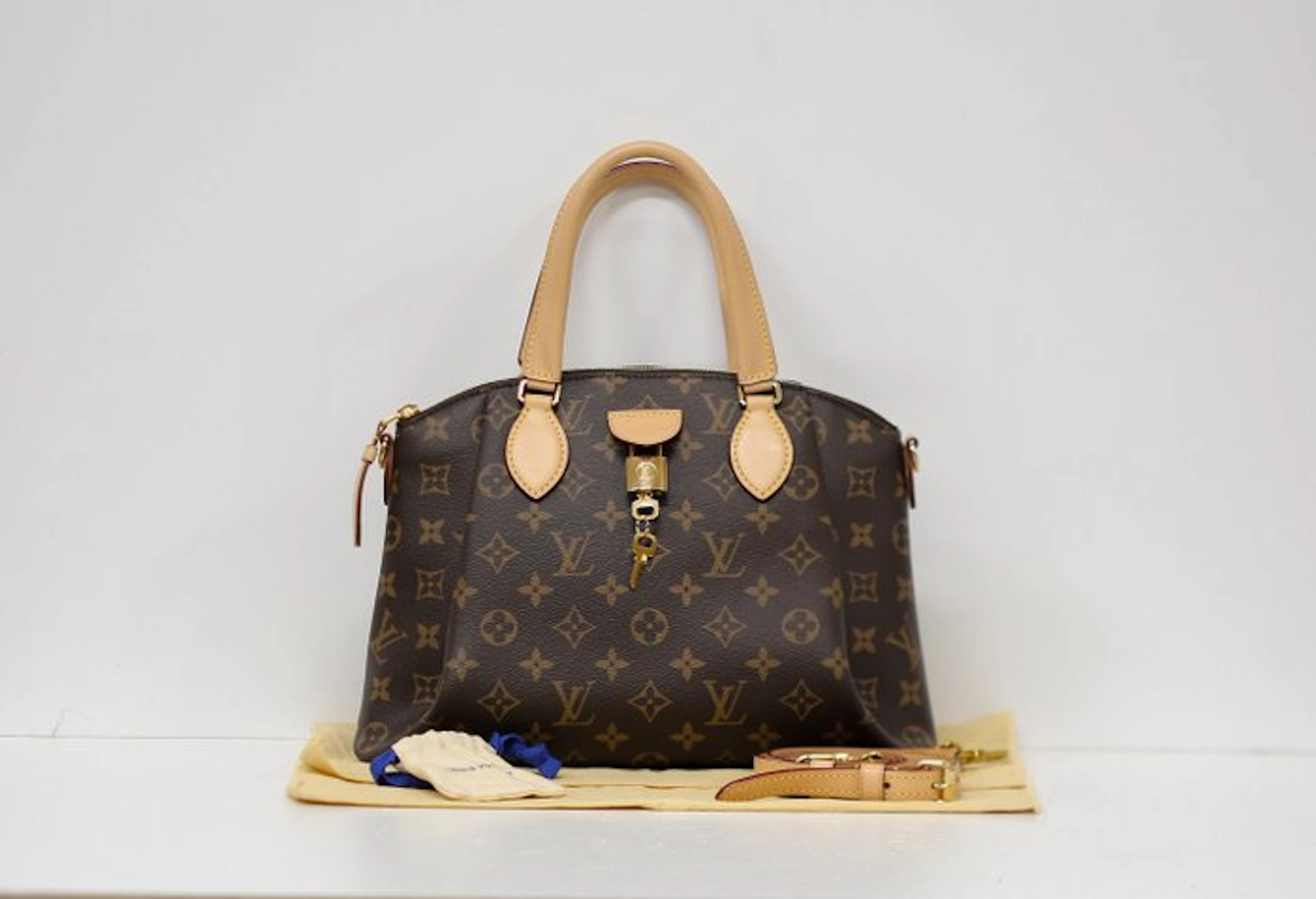 Louis Vuitton - Rivoli PM - Bag