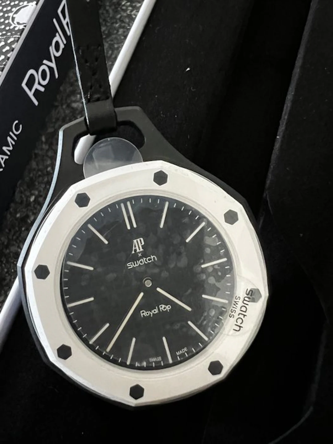 Swatch Royal Pop - royal pop - No reserve price - SSX03W101M - Unisex - 2026