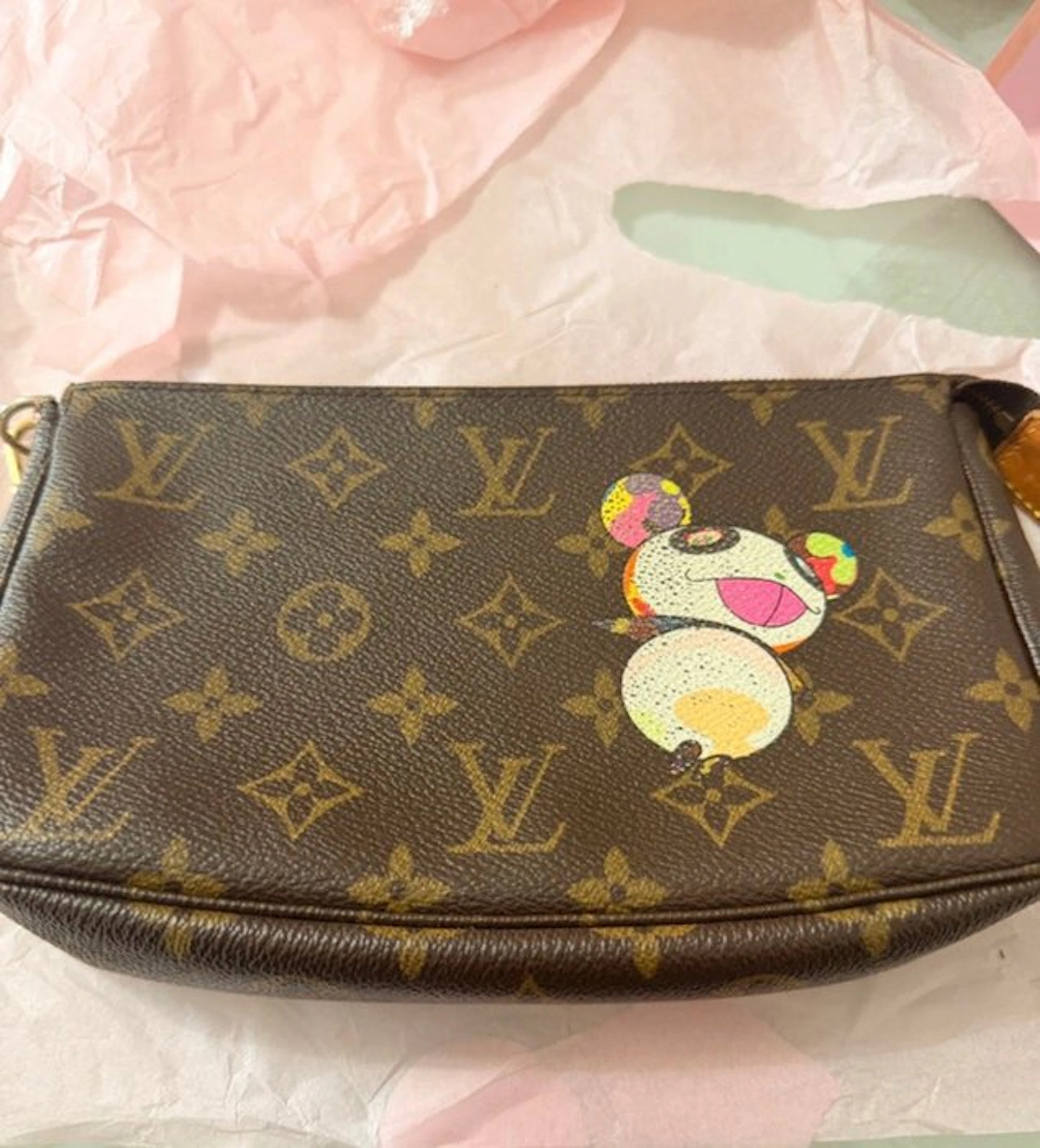 Louis Vuitton - Pochette Accessoires - Handbag