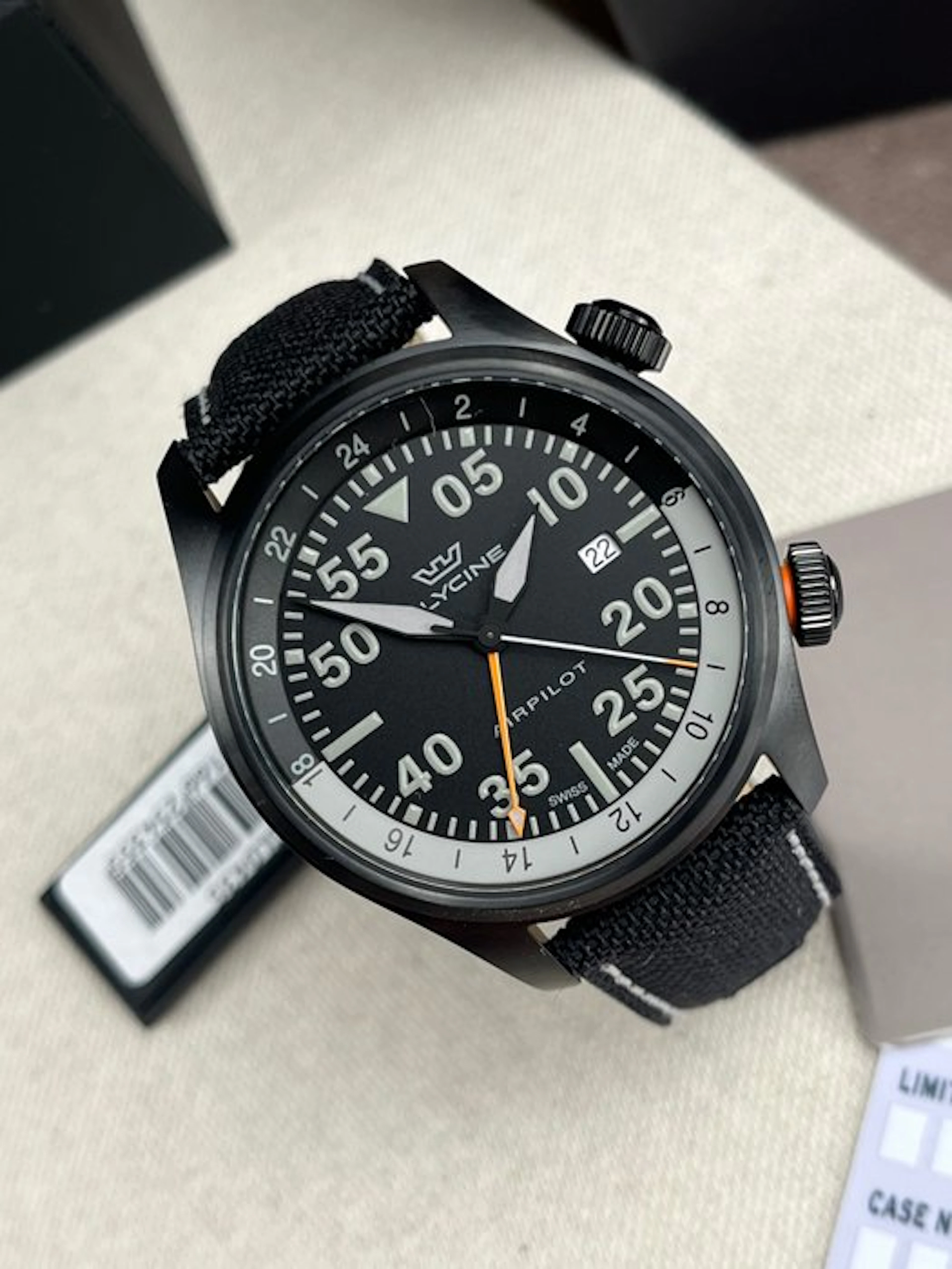 Glycine - Airpilot GMT Date Black/Orange - GL0435 - Men - 2020-2025