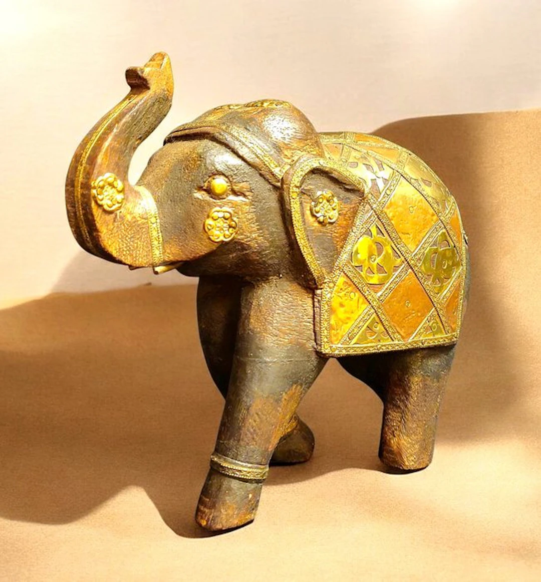 Decorative ornament