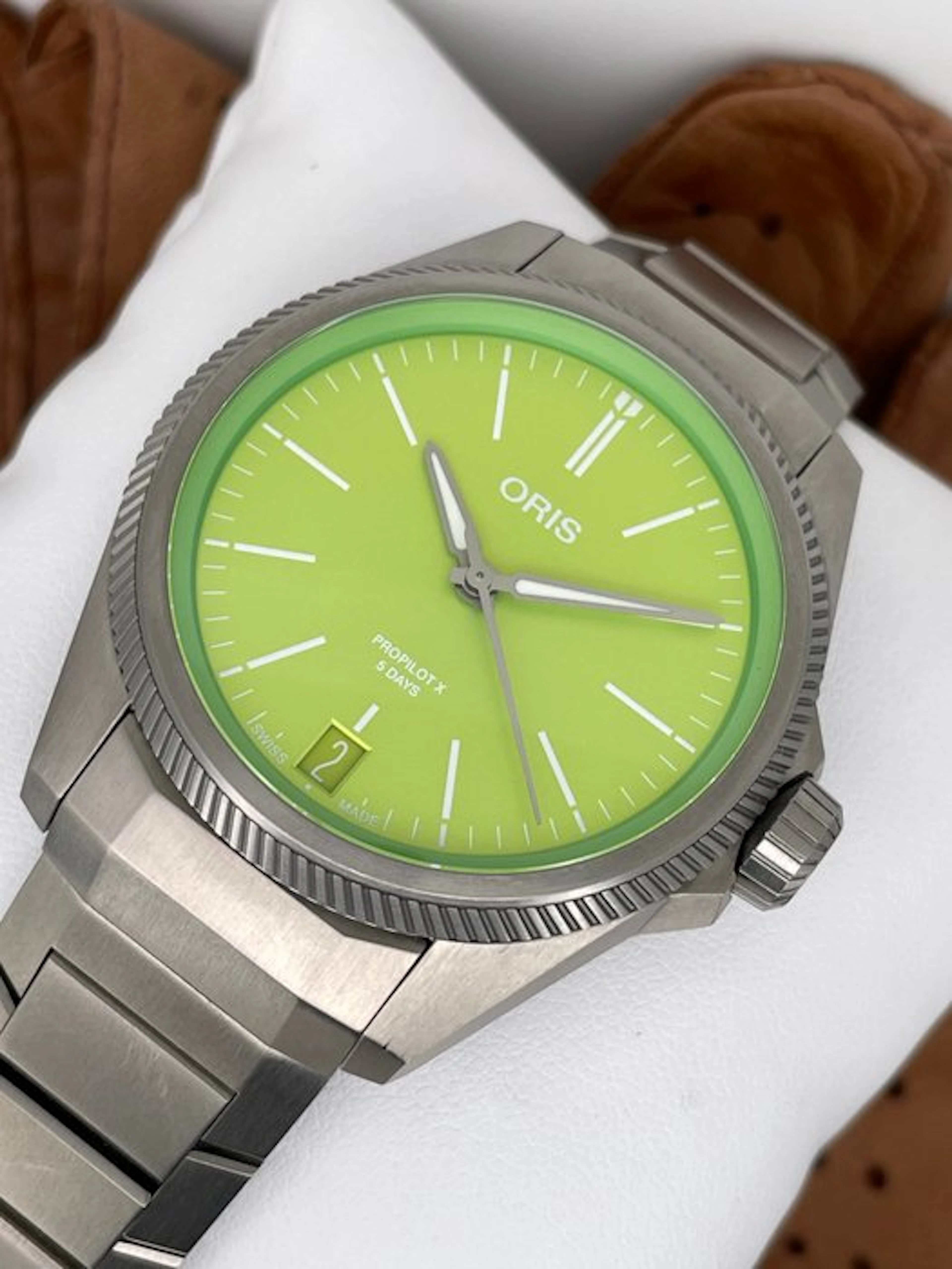Oris - ProPilot X Calibre 400-2 "Kermit" - 01 400 7778...