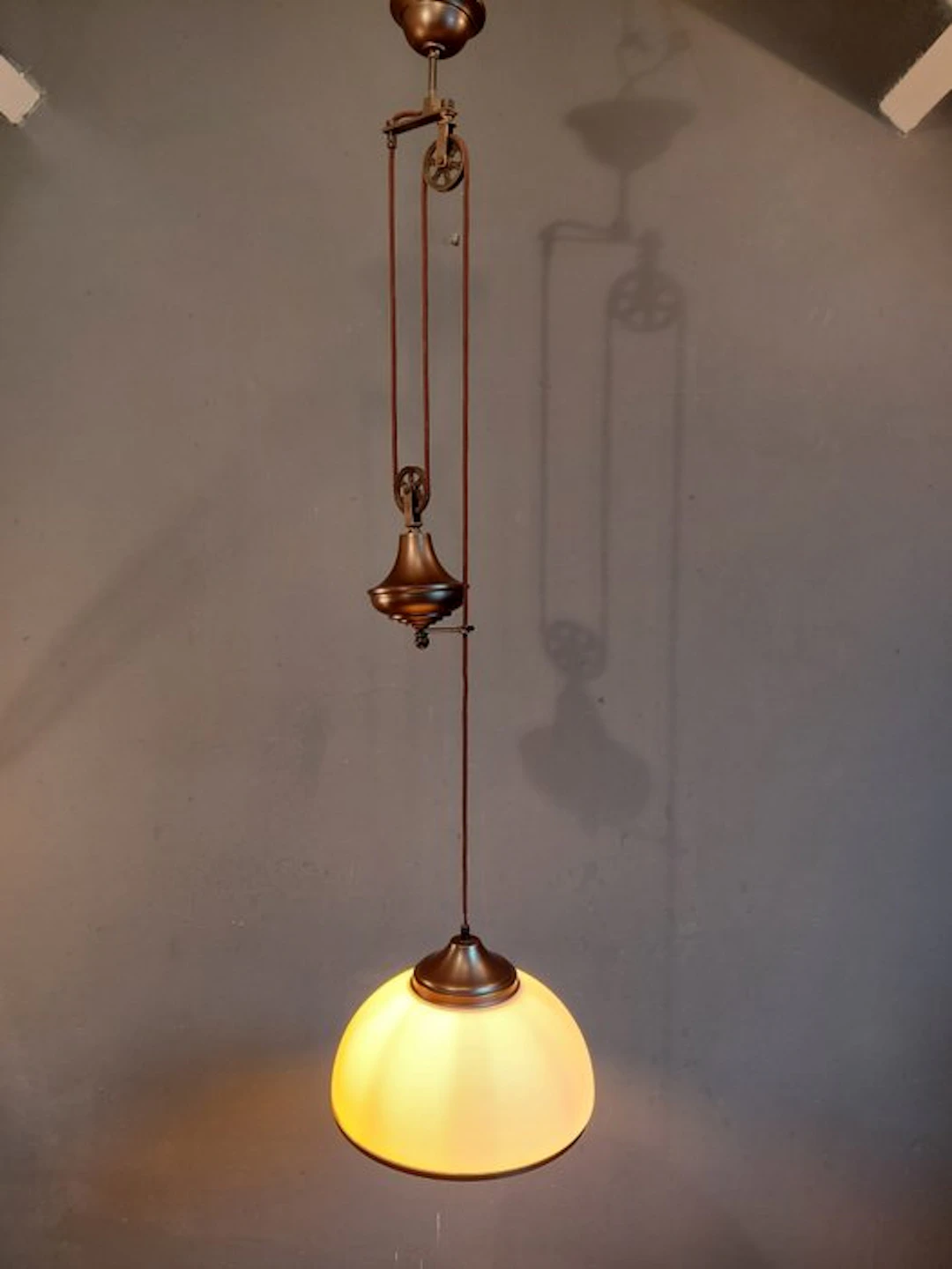 Hanging lamp - Opaline glass - Katrollamp