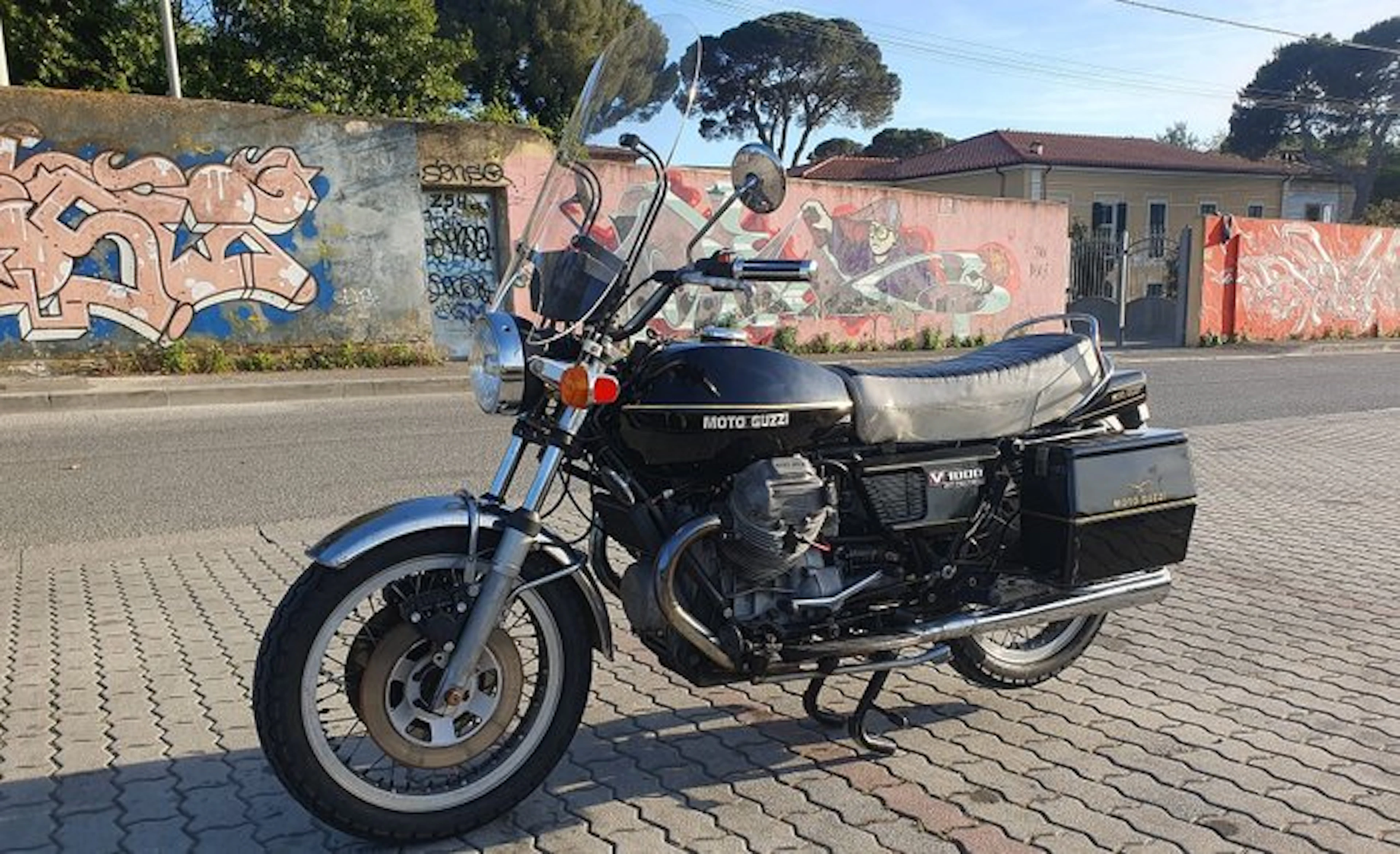 Moto Guzzi - V 1000 - I-Convert - 1977