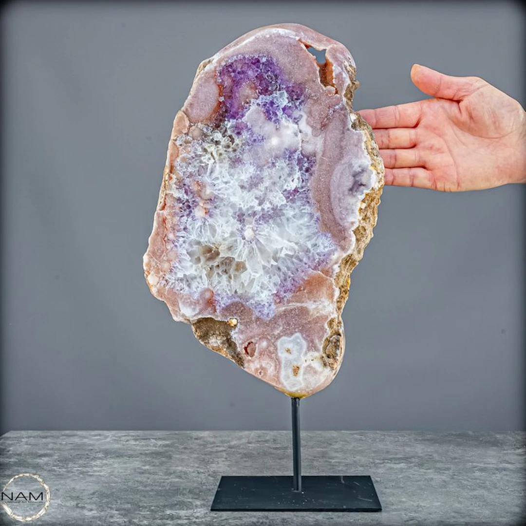 Pink amethyst with violet amethyst – A rare masterpiece...