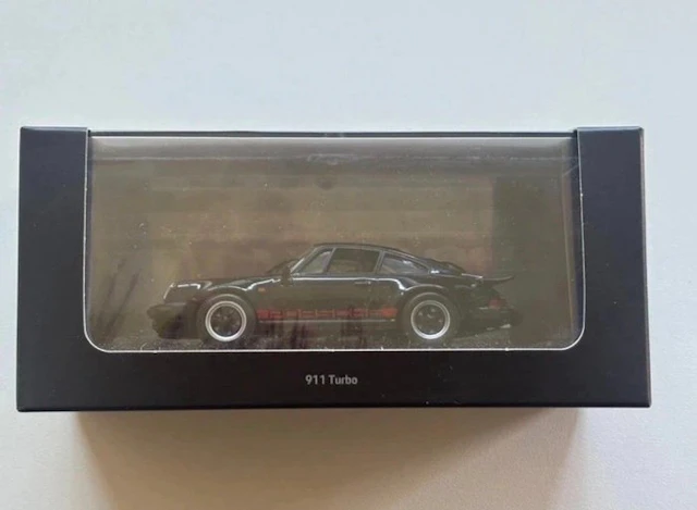 1:43 - Model car - Porsche 911 Turbo - Limited Edition 248/911 pcs