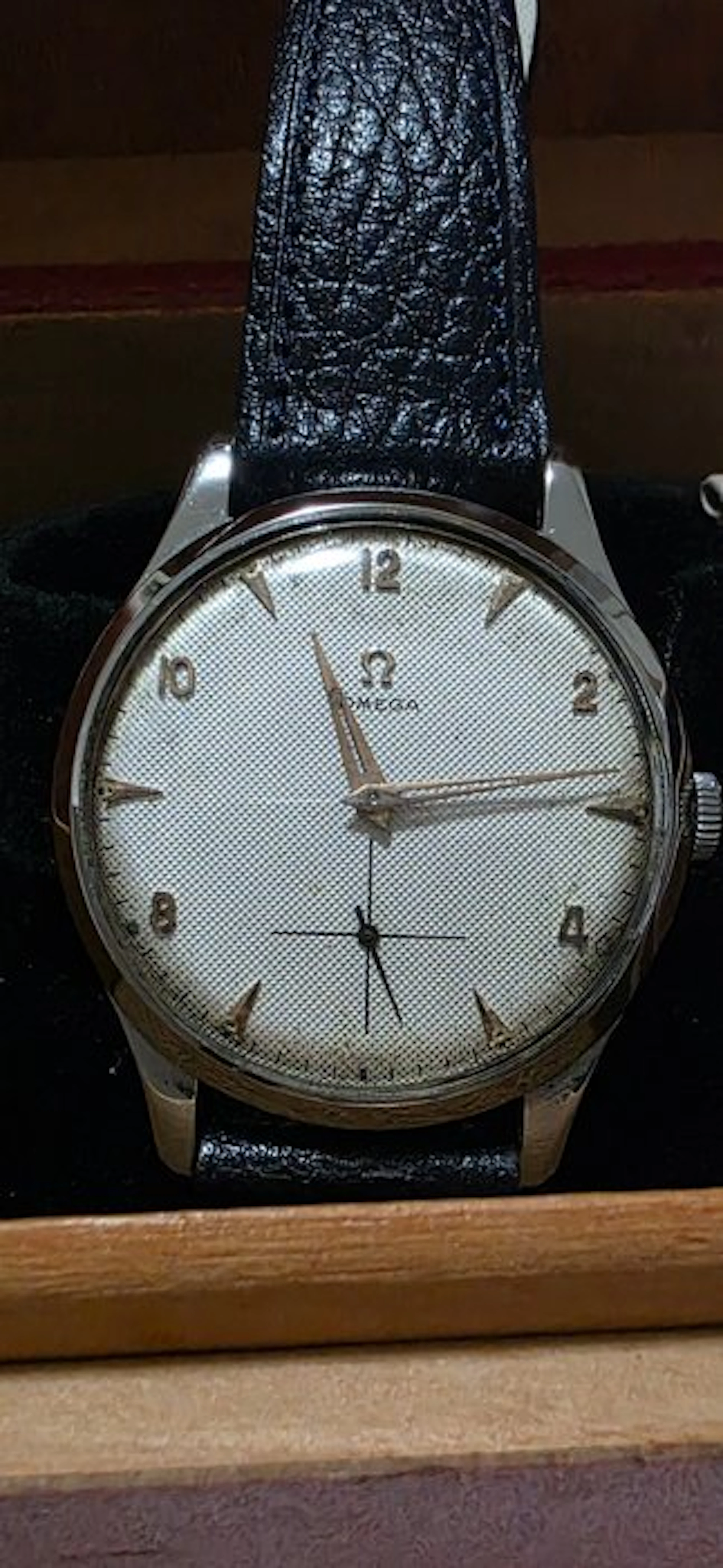 Omega - Unknown - No reserve price - 2609-11 - Men - 1952