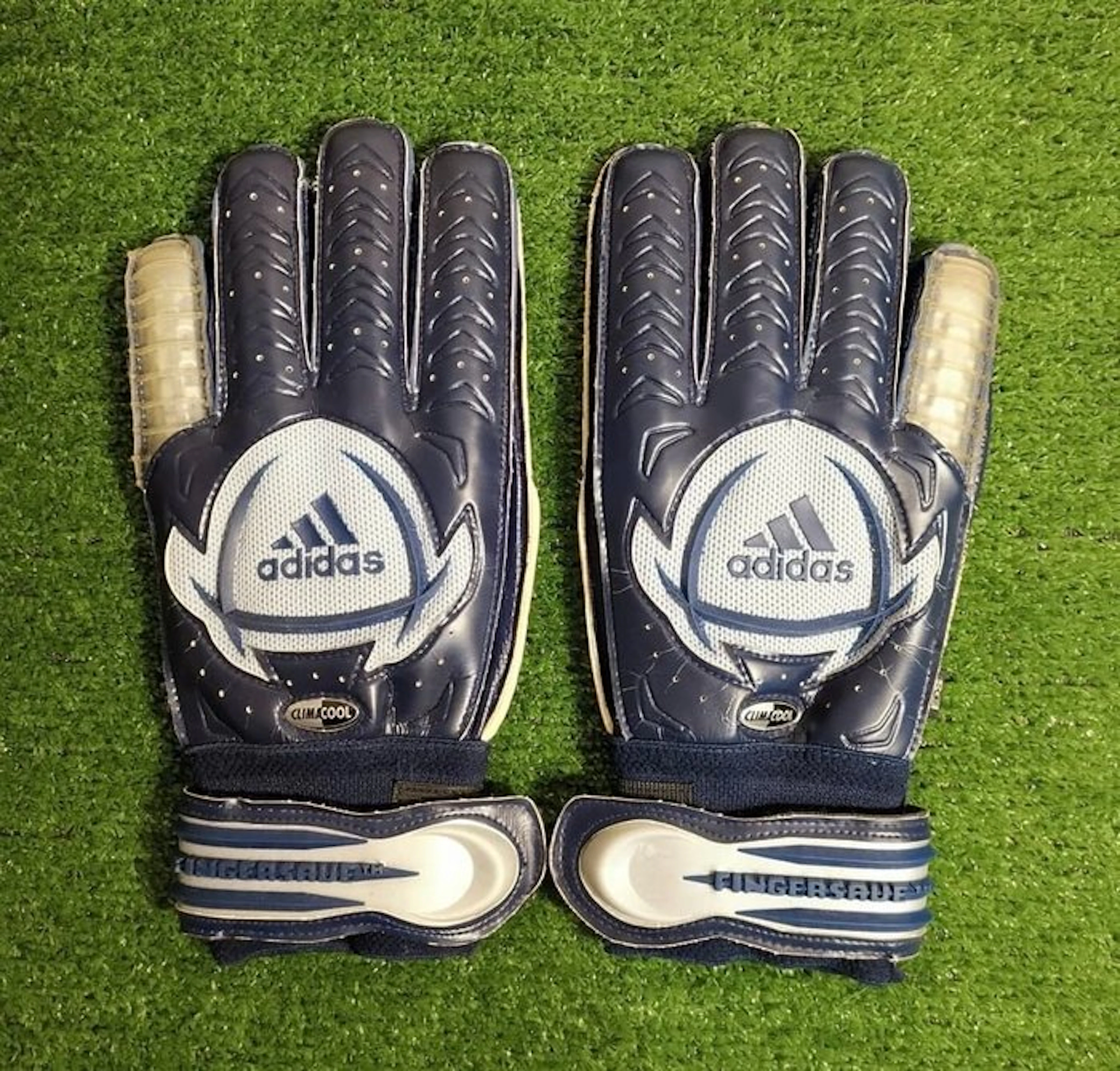 Football World Championships - 2004 - Goal keeper gloves