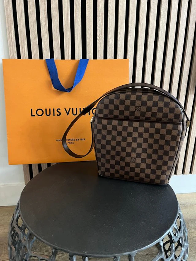 Louis Vuitton - Handbag
