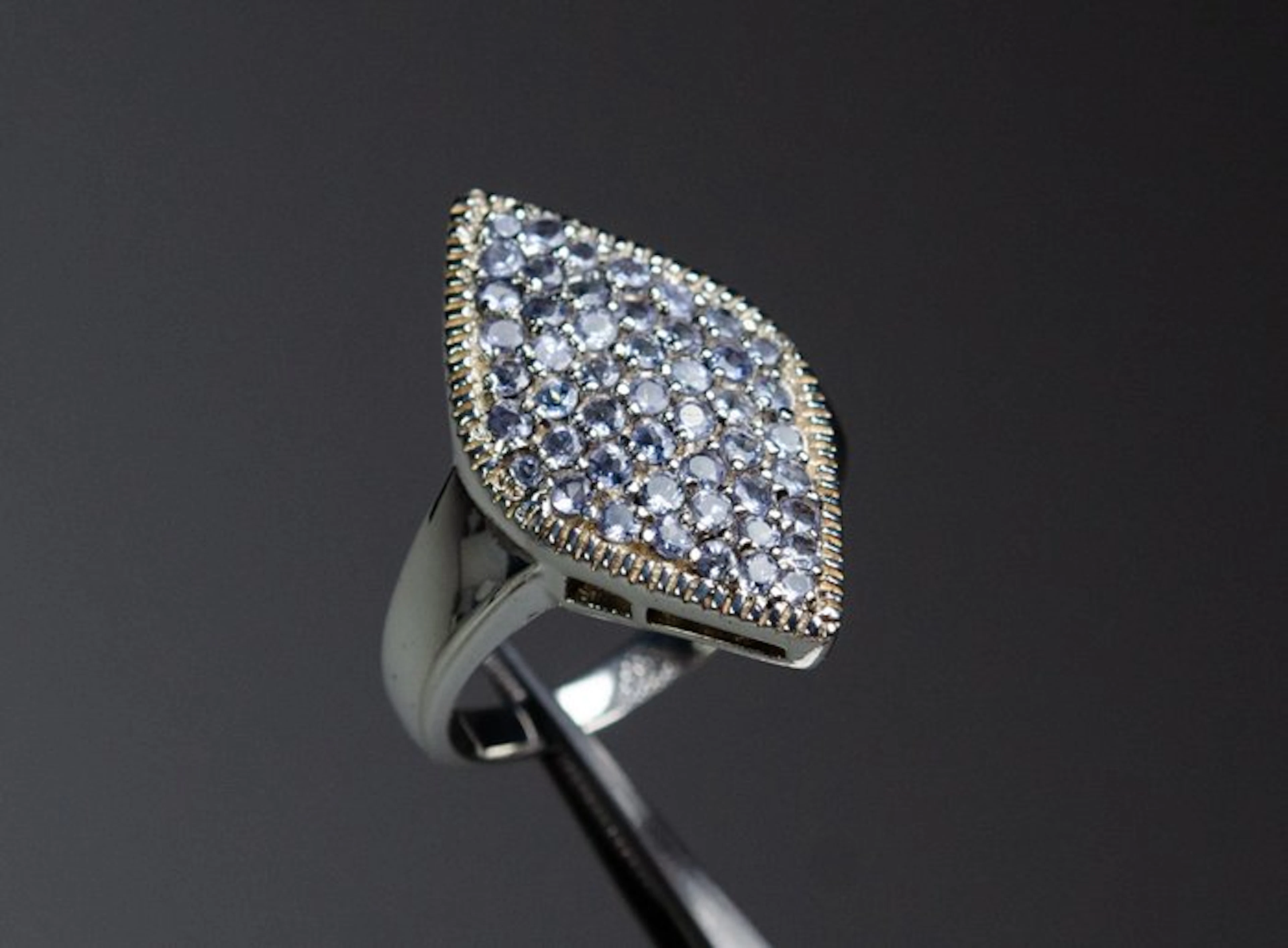 No reserve price - Ring - 925 silver - 2.00 ct Tanzanite