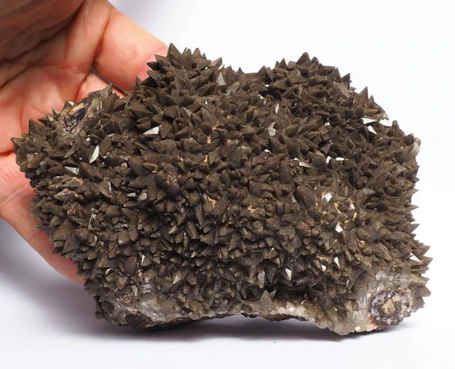 Calcite Crystal cluster - Height: 15 cm - Width: 10 cm- 1.2 kg