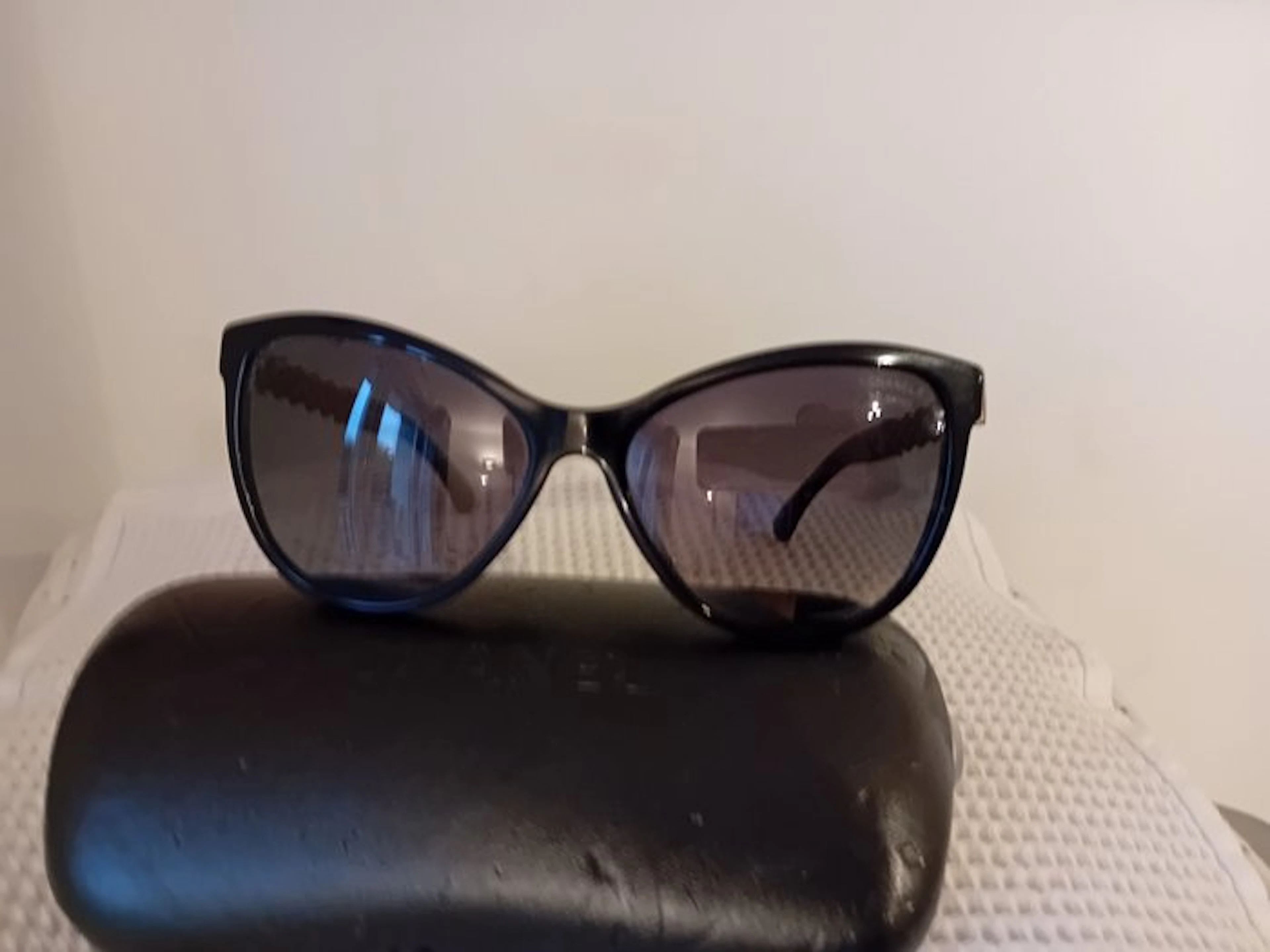 Chanel - Sunglasses