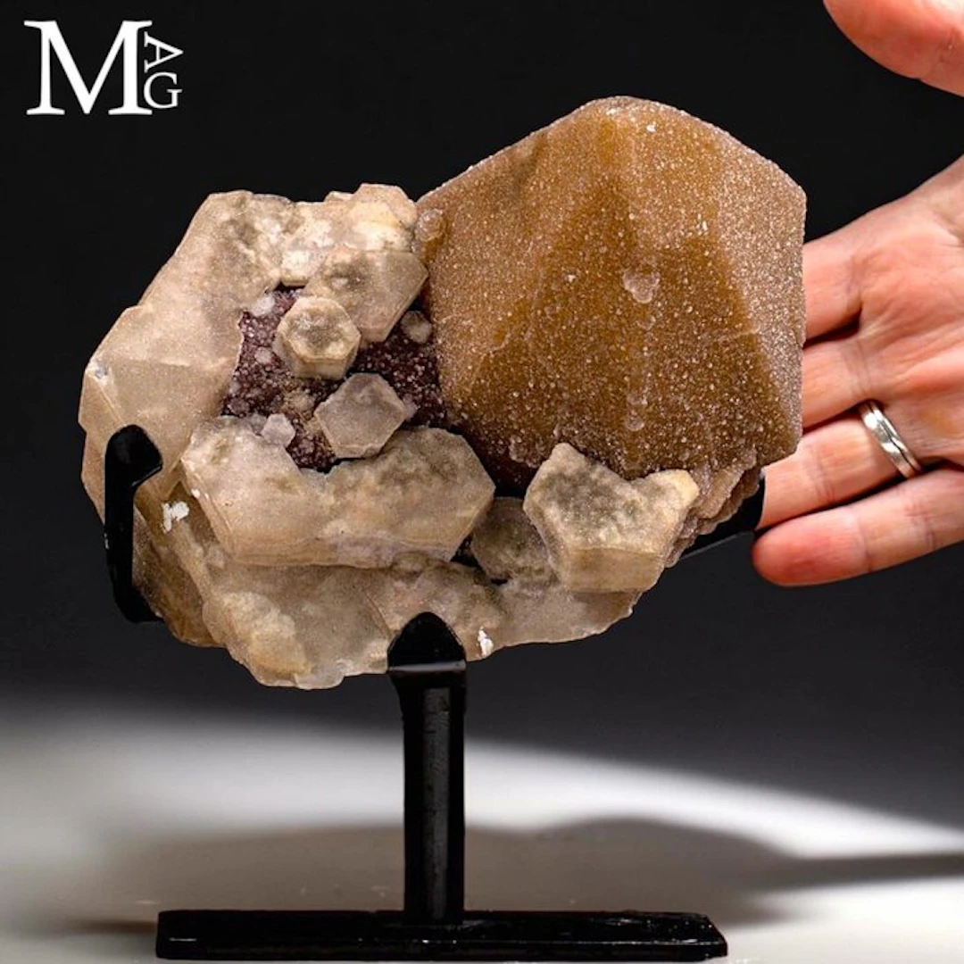 Complex Association of Honey-Toned Tabular Calcite and...