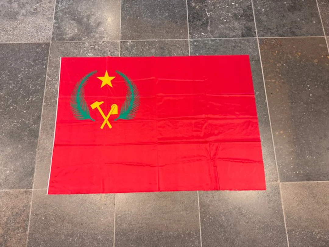Congo-Brazzaville - Flag - Communistische Partij van de Arbeid (PCT) vlag