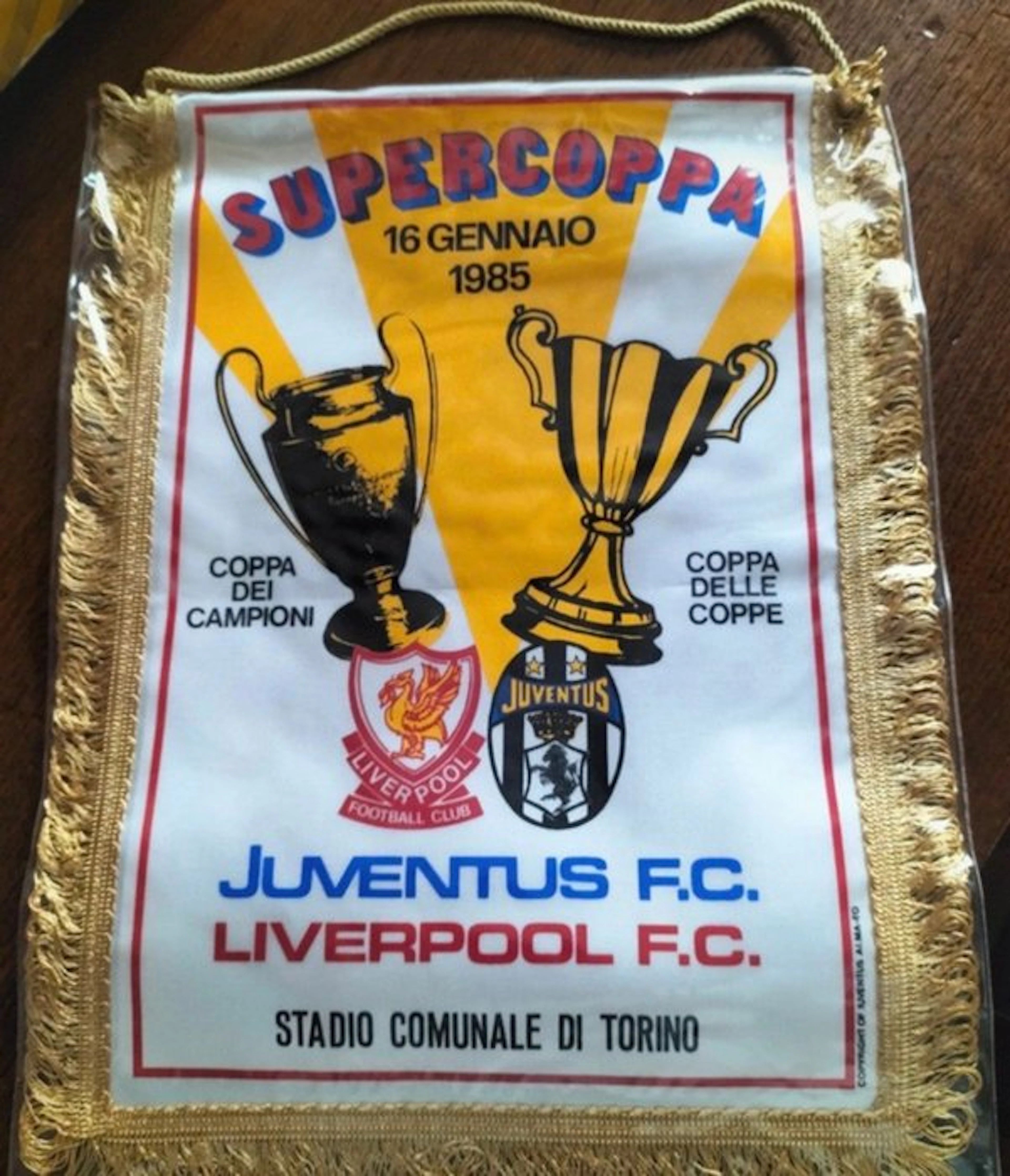 Juventus - Supercoppa - 1985 - Flag / pennant