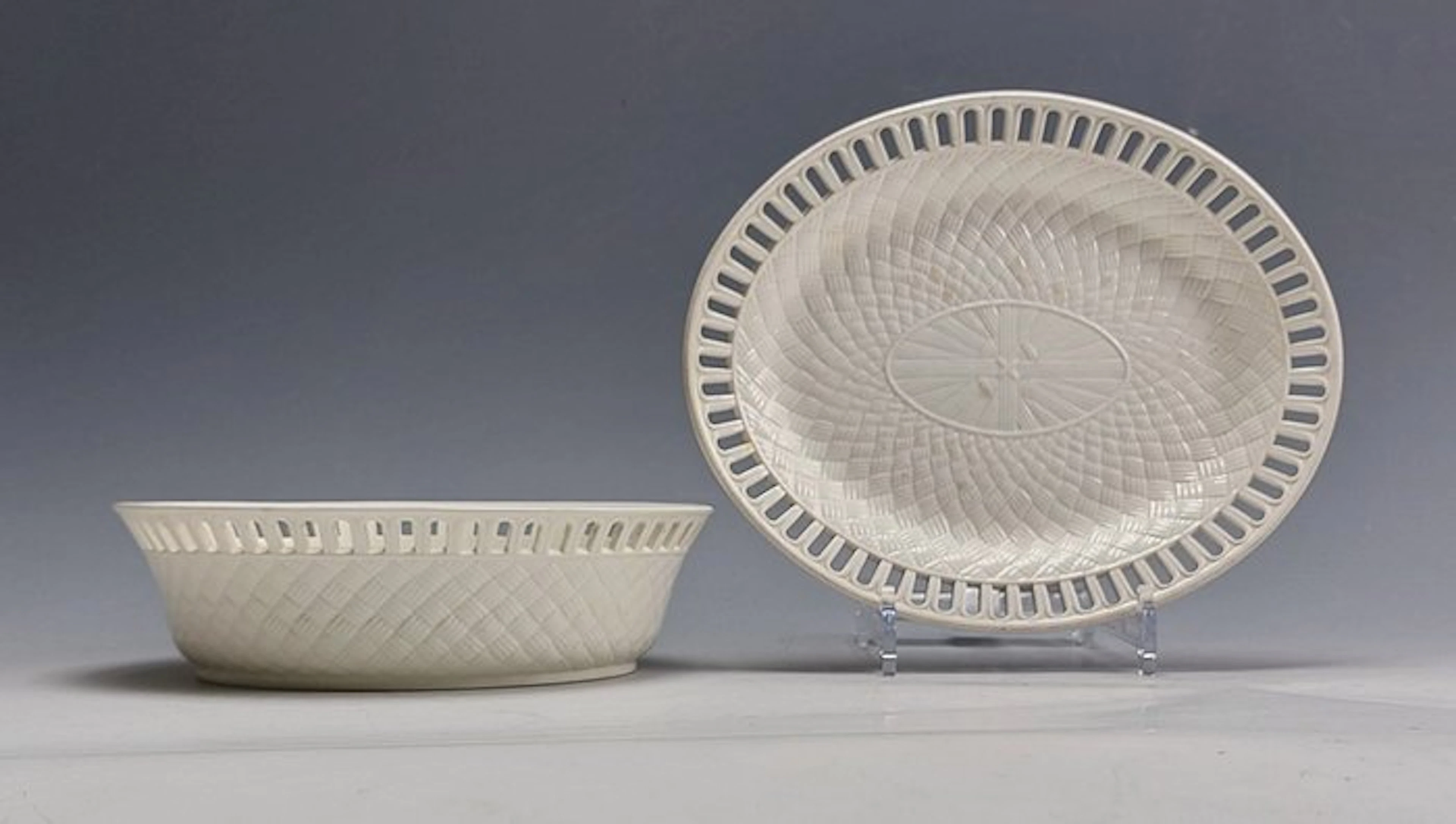 Wedgwood - Basket (2) - Earthenware