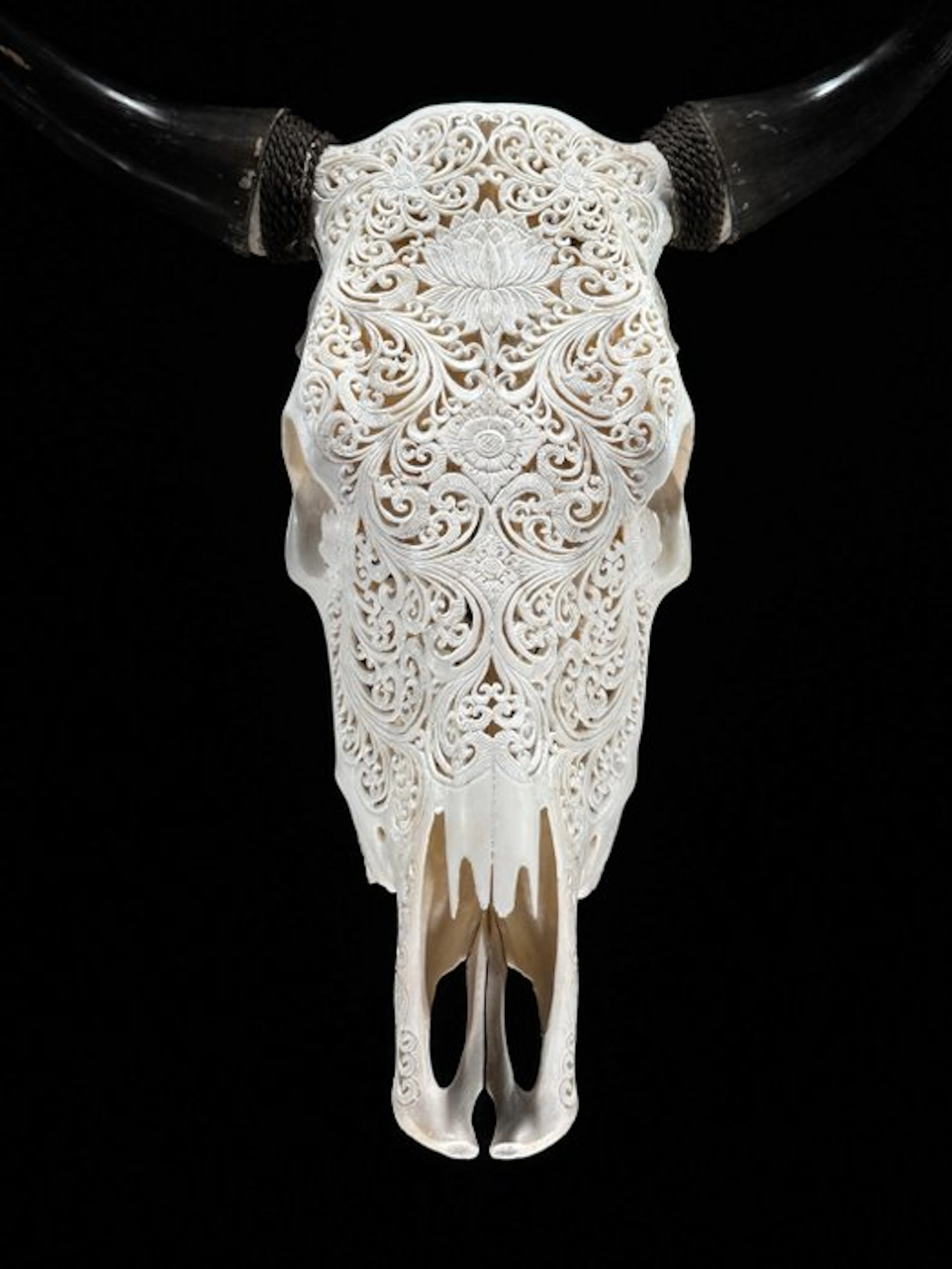 NO RESERVE PRICE - Authentic Large White Hand Carved Bull...