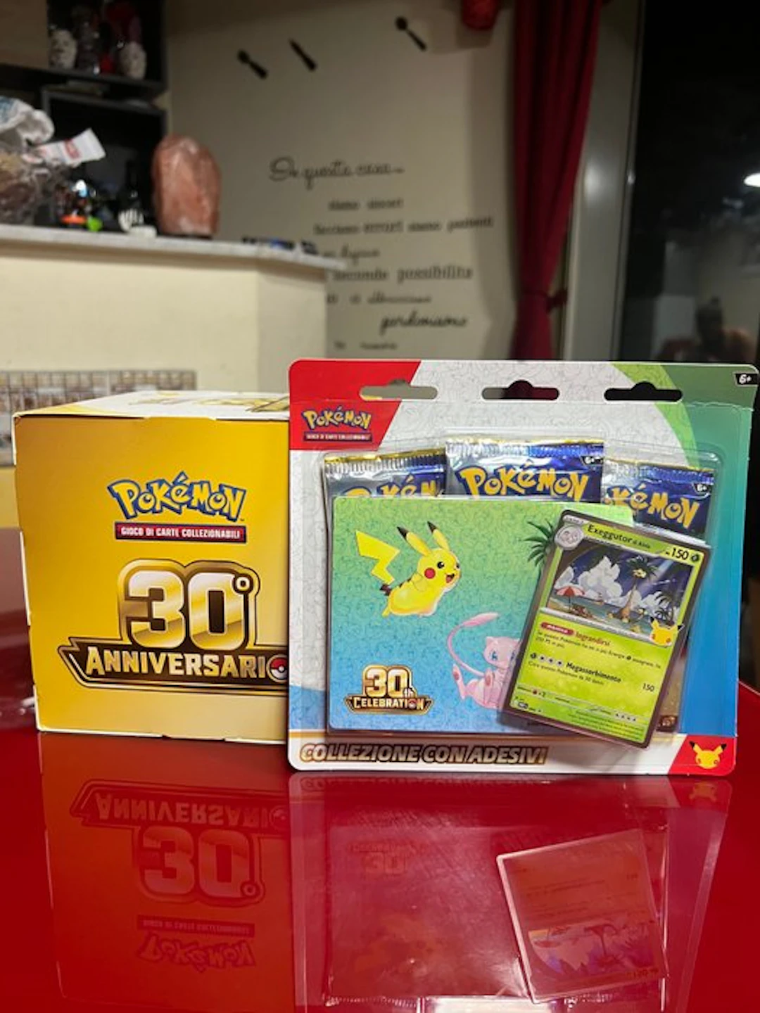 Pokémon 30° Anniversario – Collezione con Adesivi –...