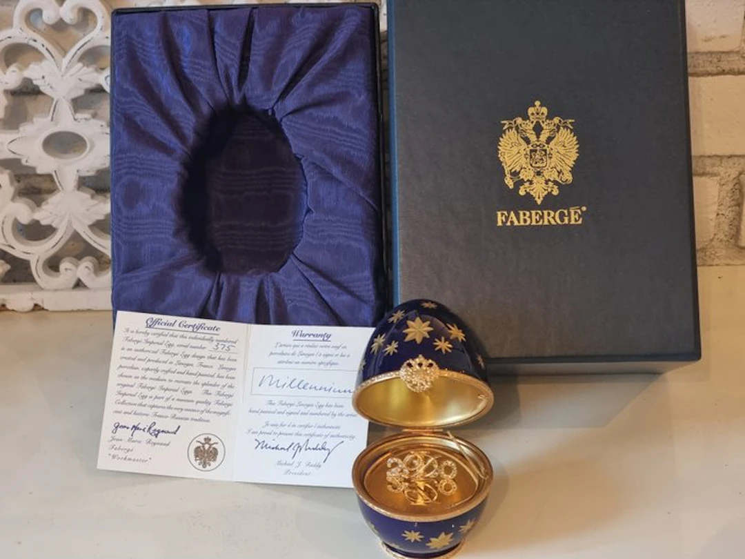 Fabergé egg - Fabergé egg-style collector's certificate - Ceramic
