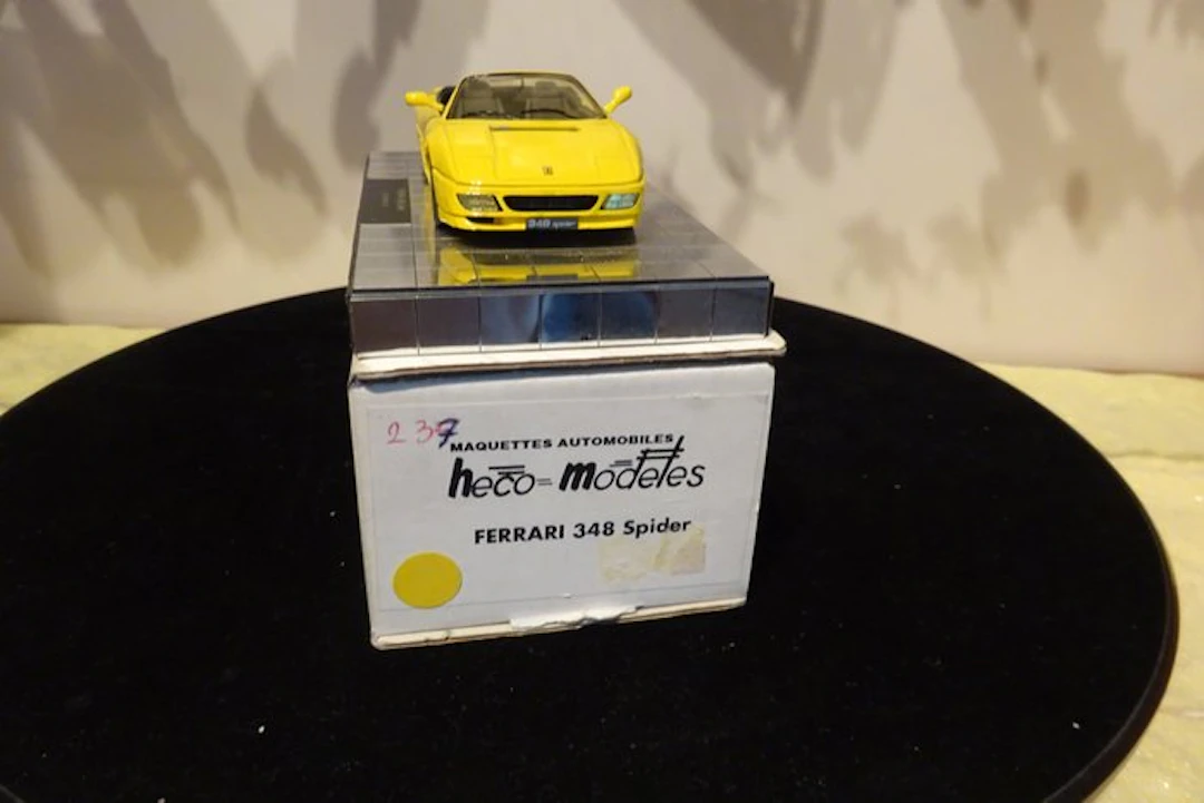 Heco-Modèles 1:43 - Model car - Ferrari 348 Spider
