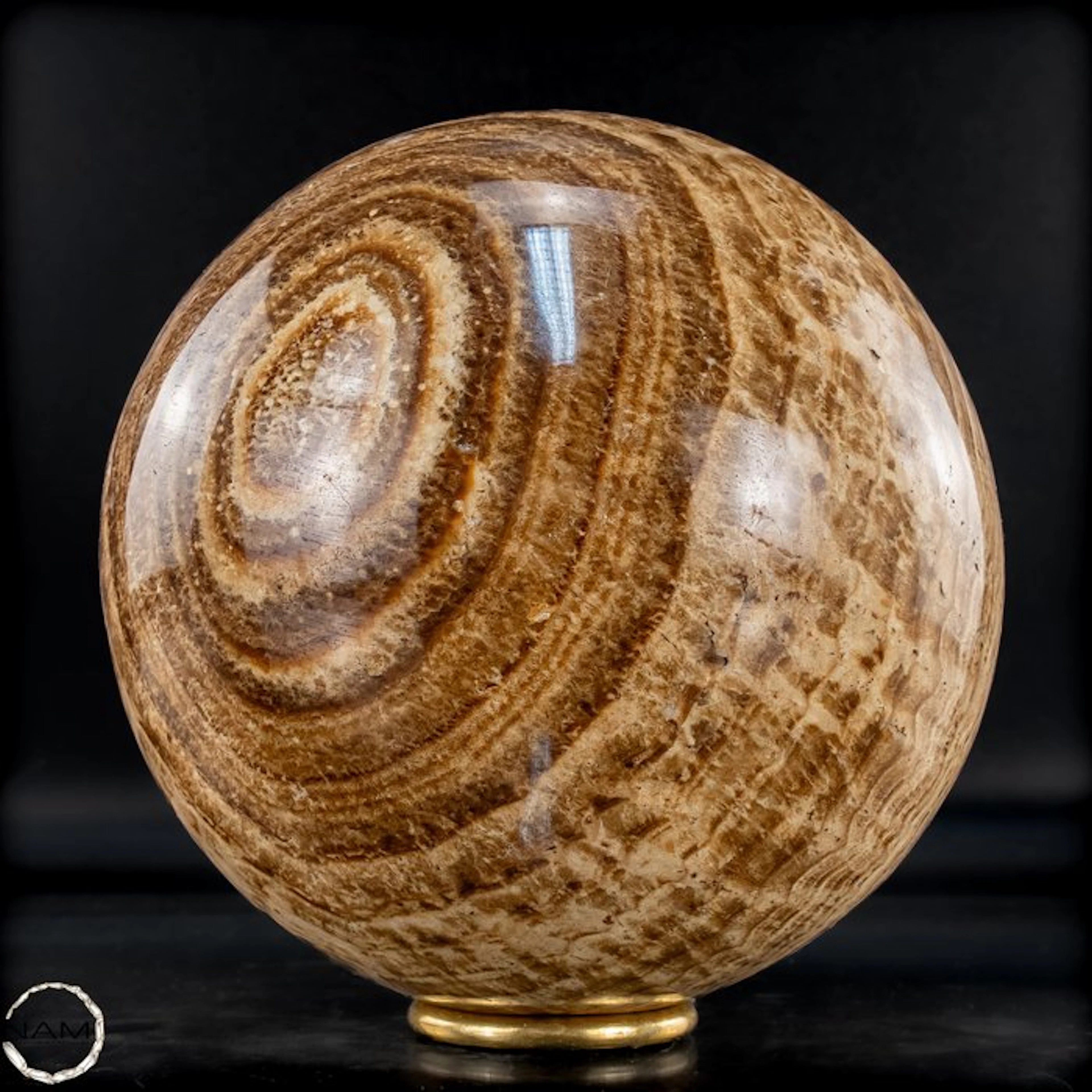 Aragonite sphere – natural warmth and harmonious connection to the Earth