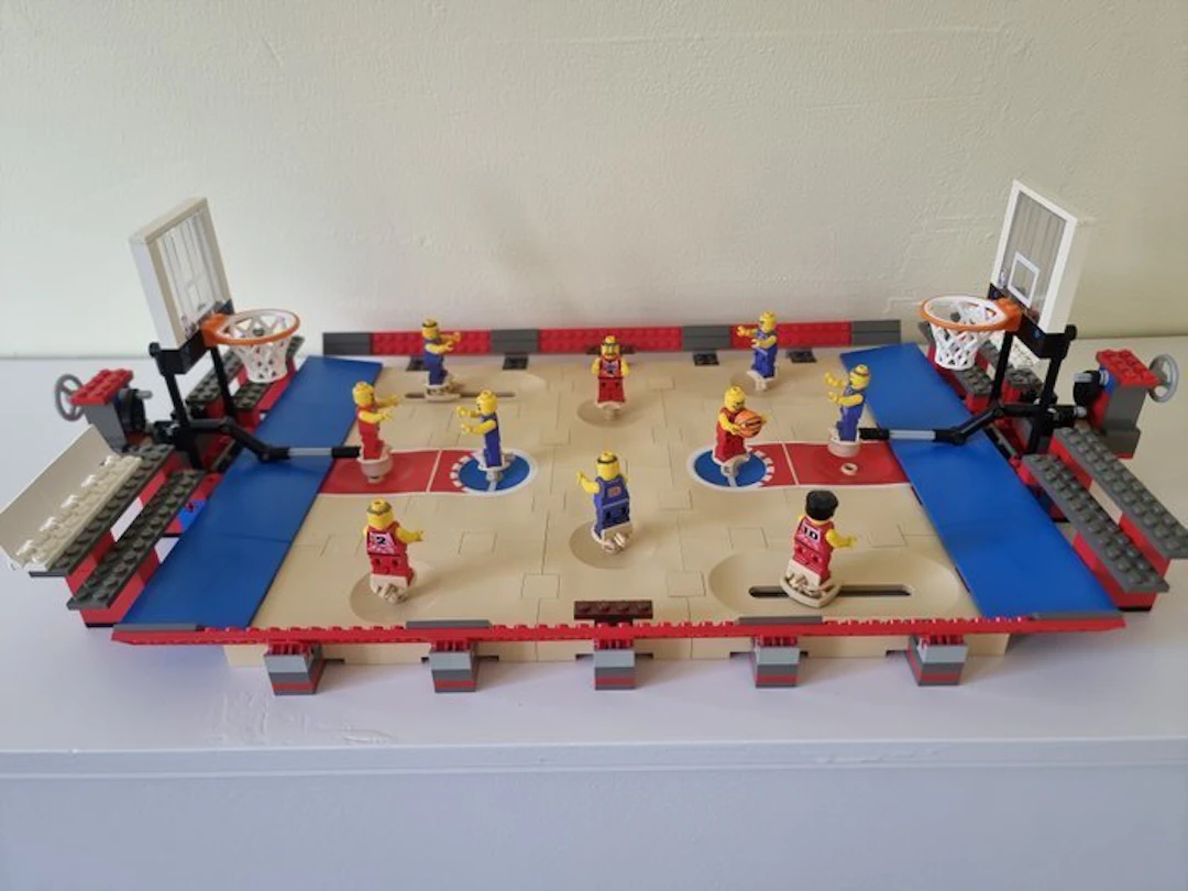 LEGO Set - 3432 - Sports - NBA licensed Basteball field...