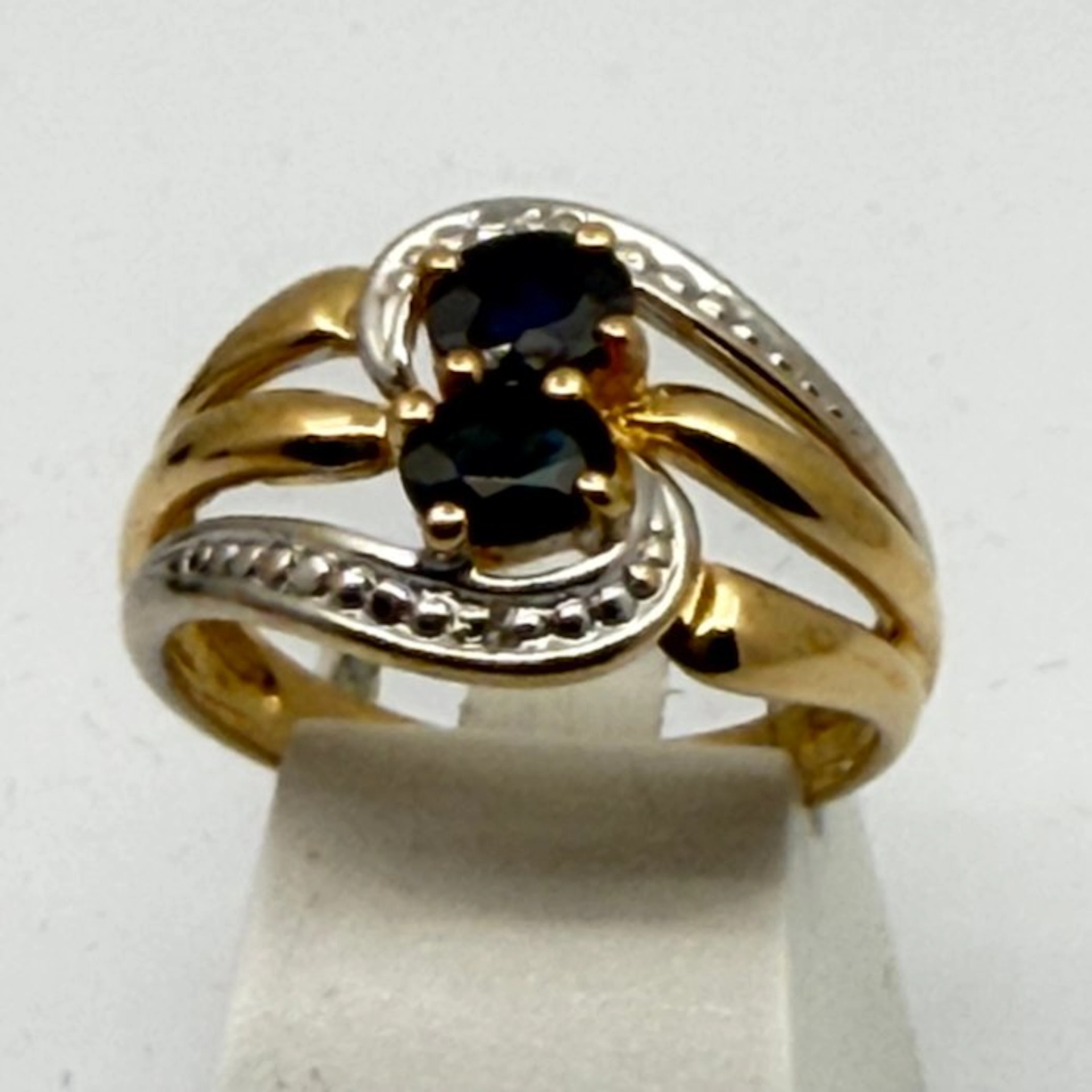 Cocktail ring - 18 kt. Yellow gold Sapphire