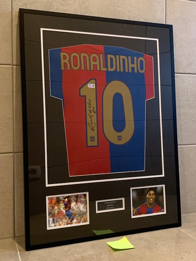 FC Barcelona - Spanish Football League - Ronaldinho - 2006 - Football jersey