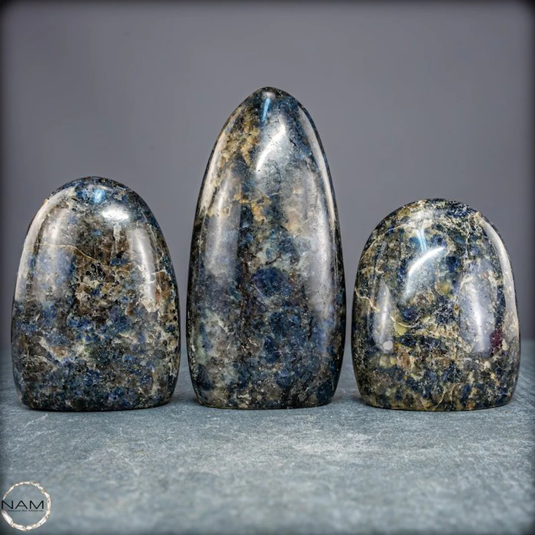 Exclusive blue cordierite set from Madagascar –...
