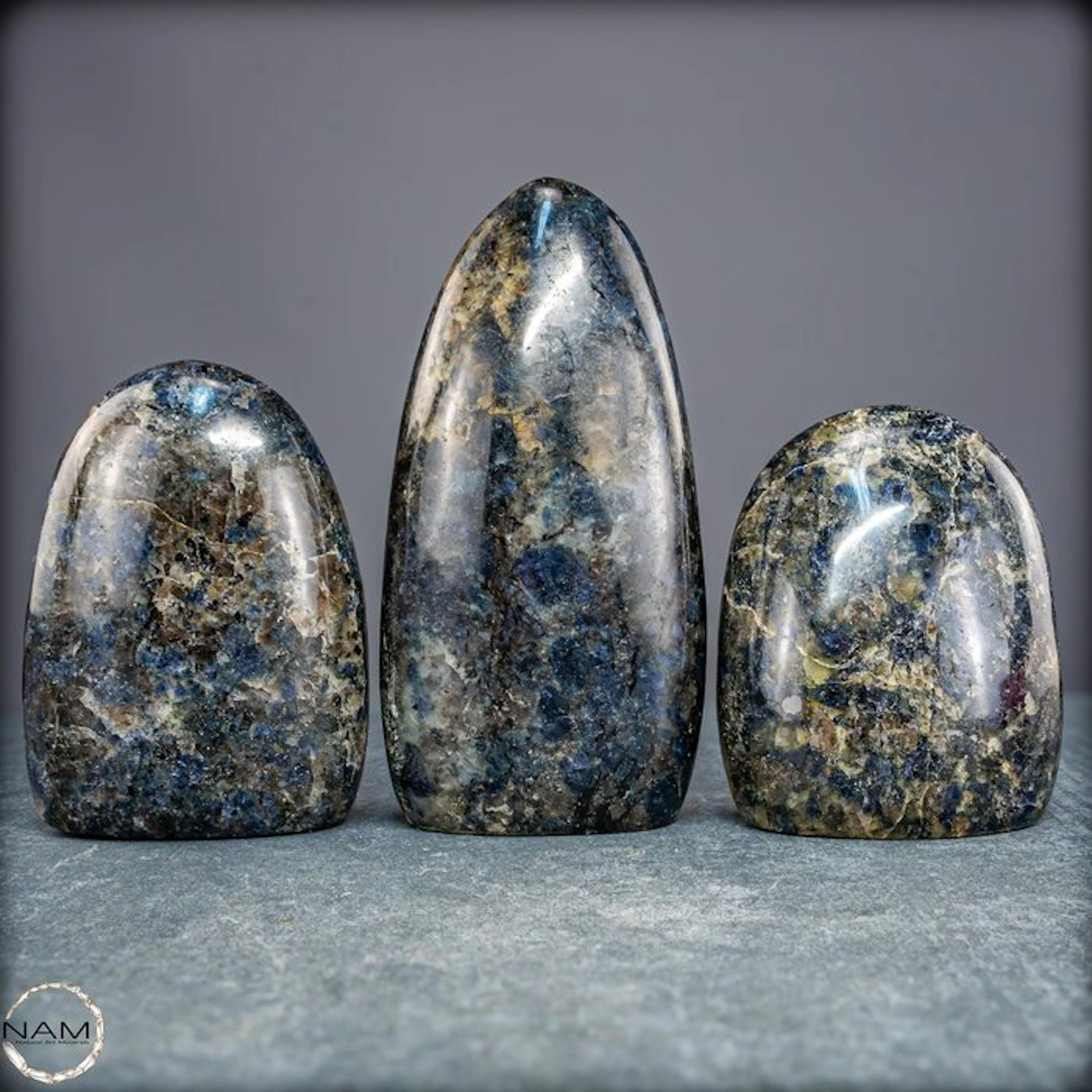 Exclusive blue cordierite set from Madagascar –...