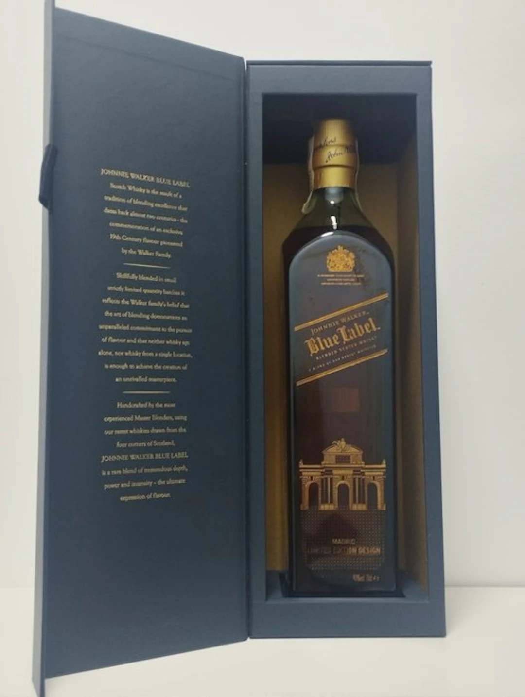 Johnnie Walker Blue Label Madrid Limited Edition - 70cl