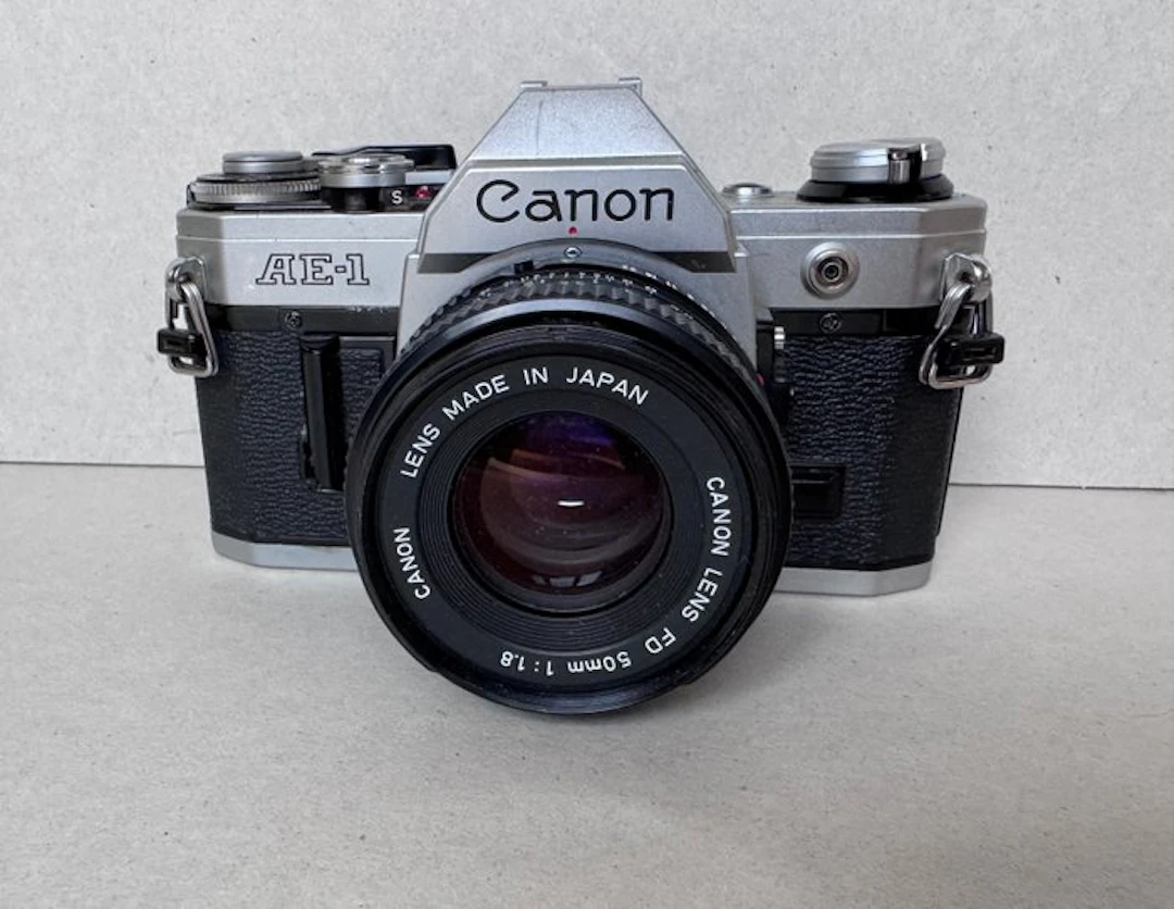 Canon AE-1 + FD 1,8/50mm | Single lens reflex camera (SLR)