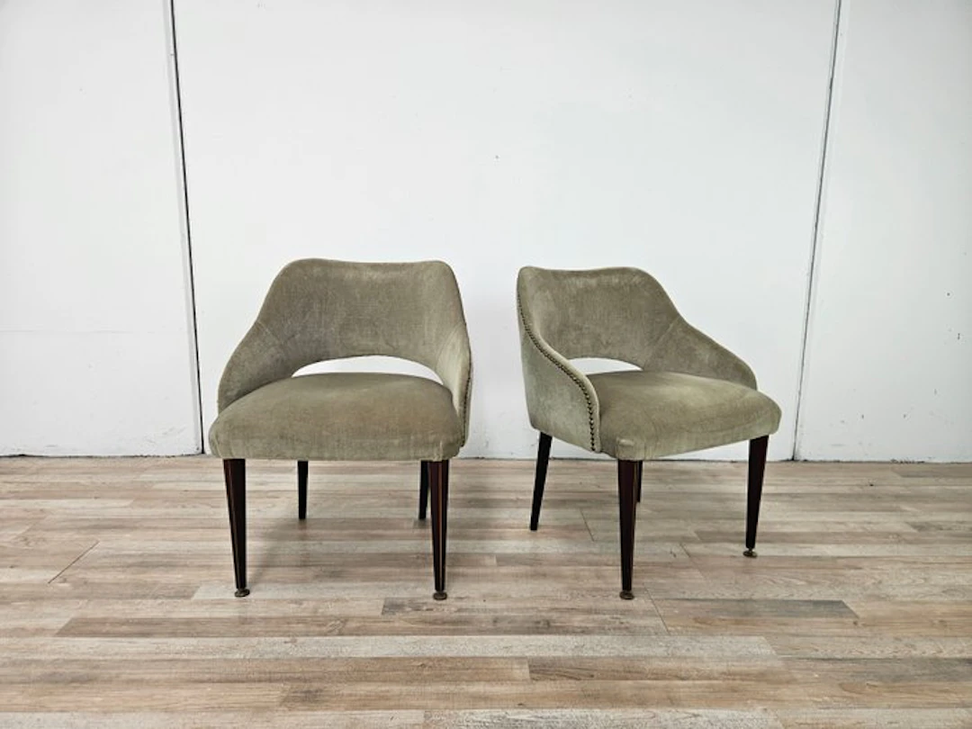 Chair (2) - Pair of bedroom armchairs. - Wood, Brass, Textile