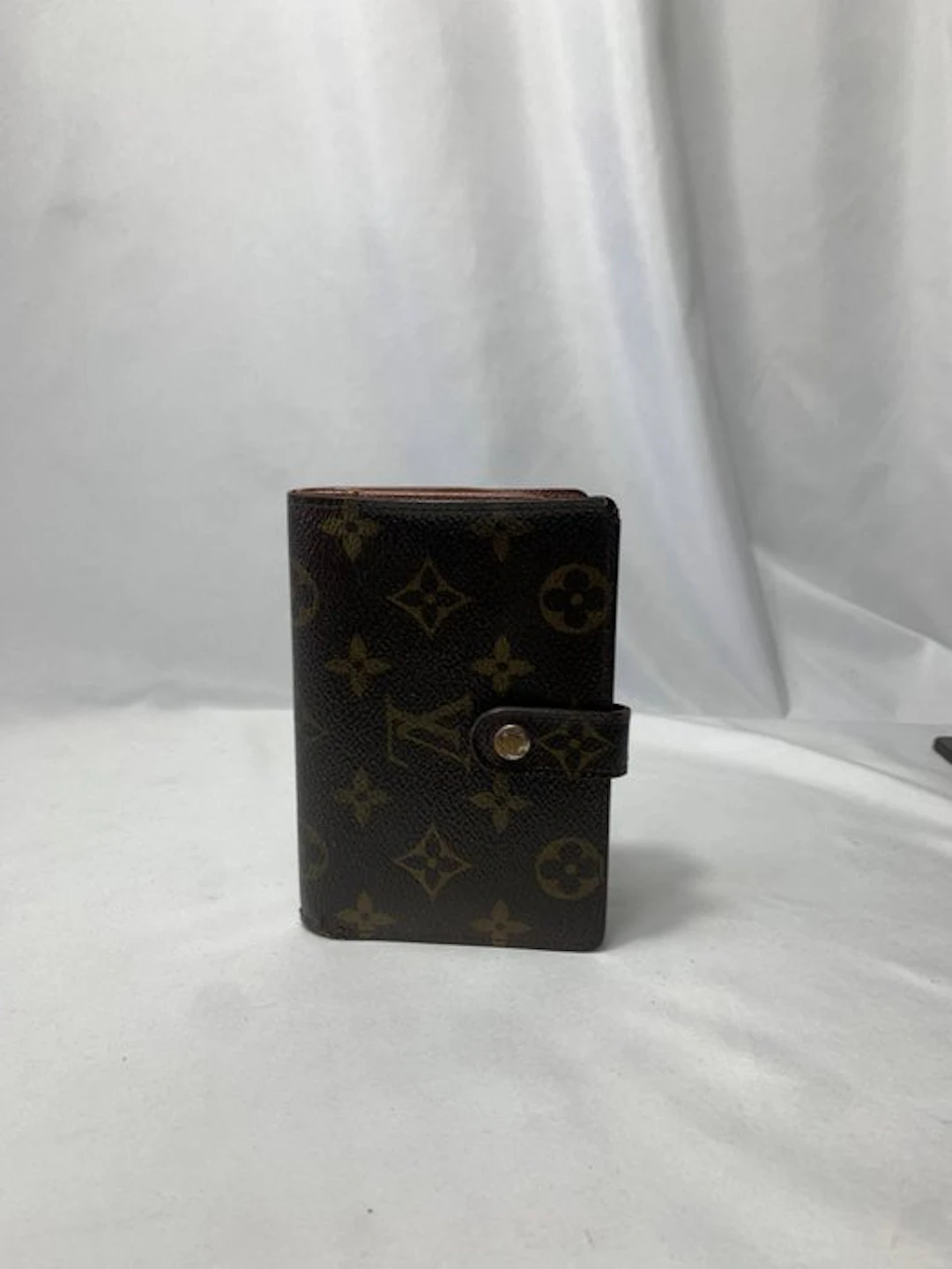 Louis Vuitton - zipper - Wallet