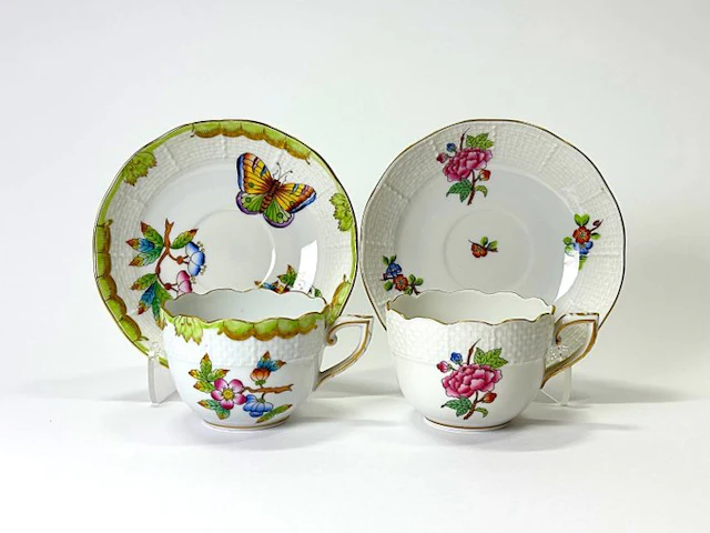 Herend Coppia di Tazzine con Piattino – Decori: "Queen...