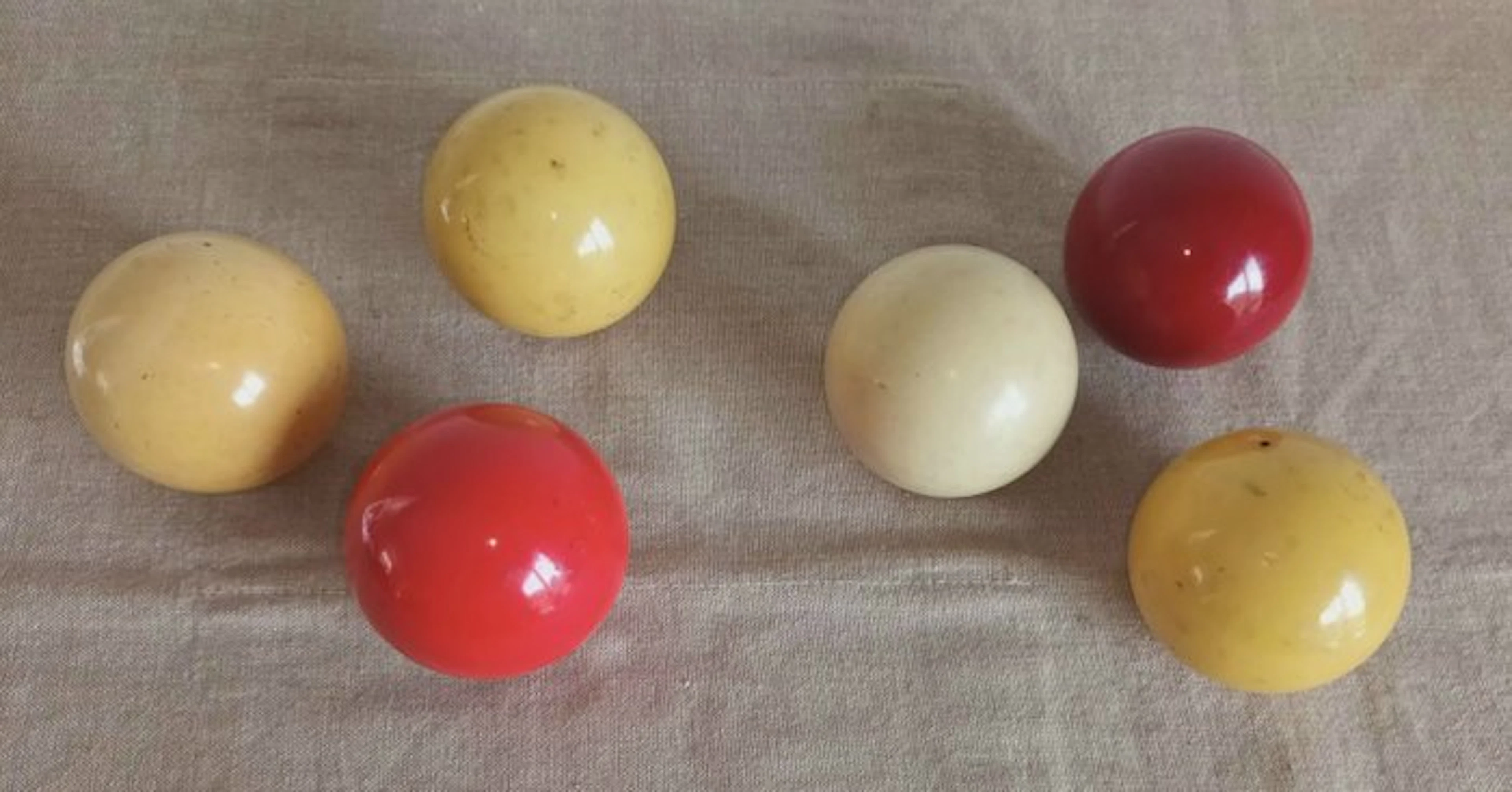 Antique billiard balls