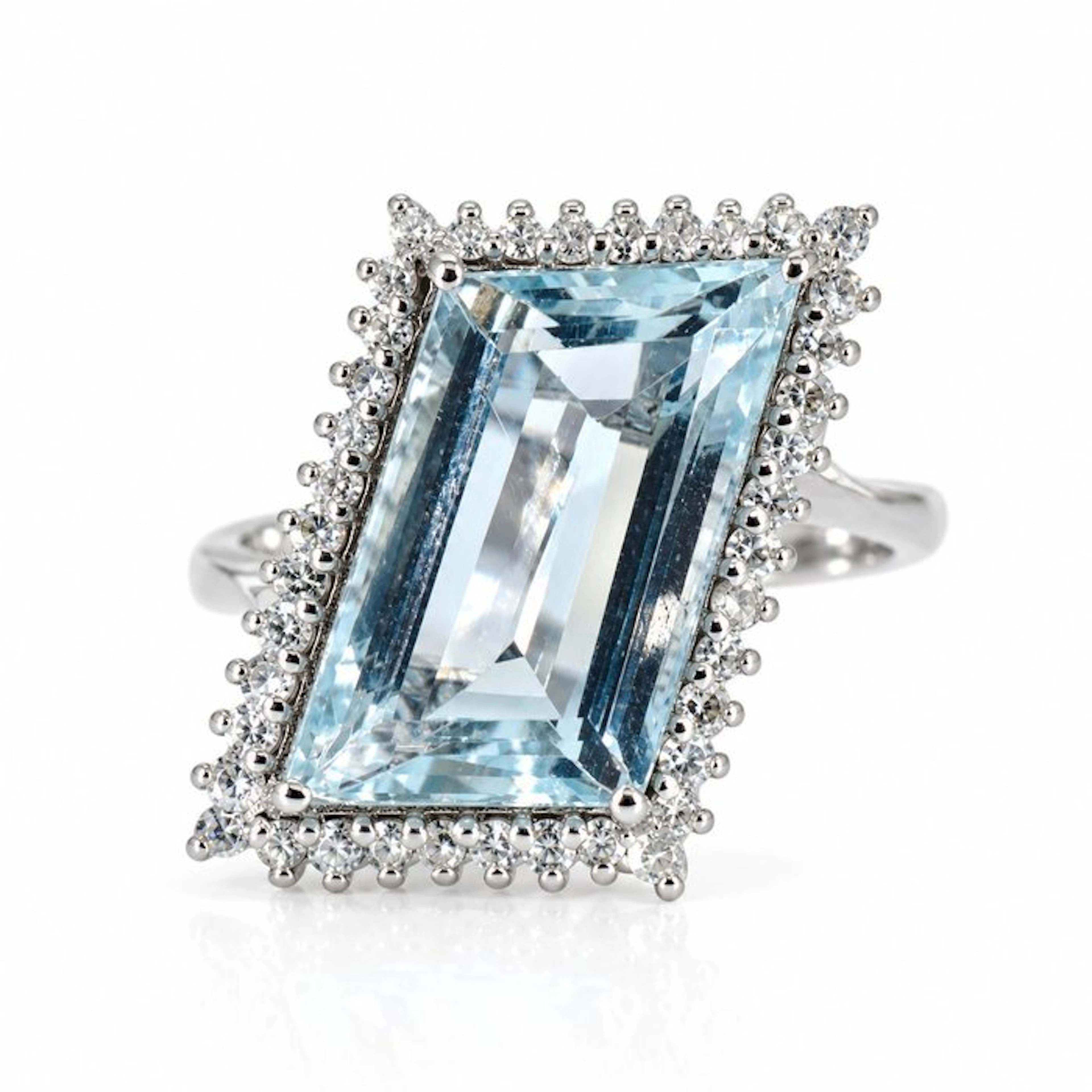 Ring - 18 kt. White gold - 4.85ct. tw. Aquamarine - Diamond