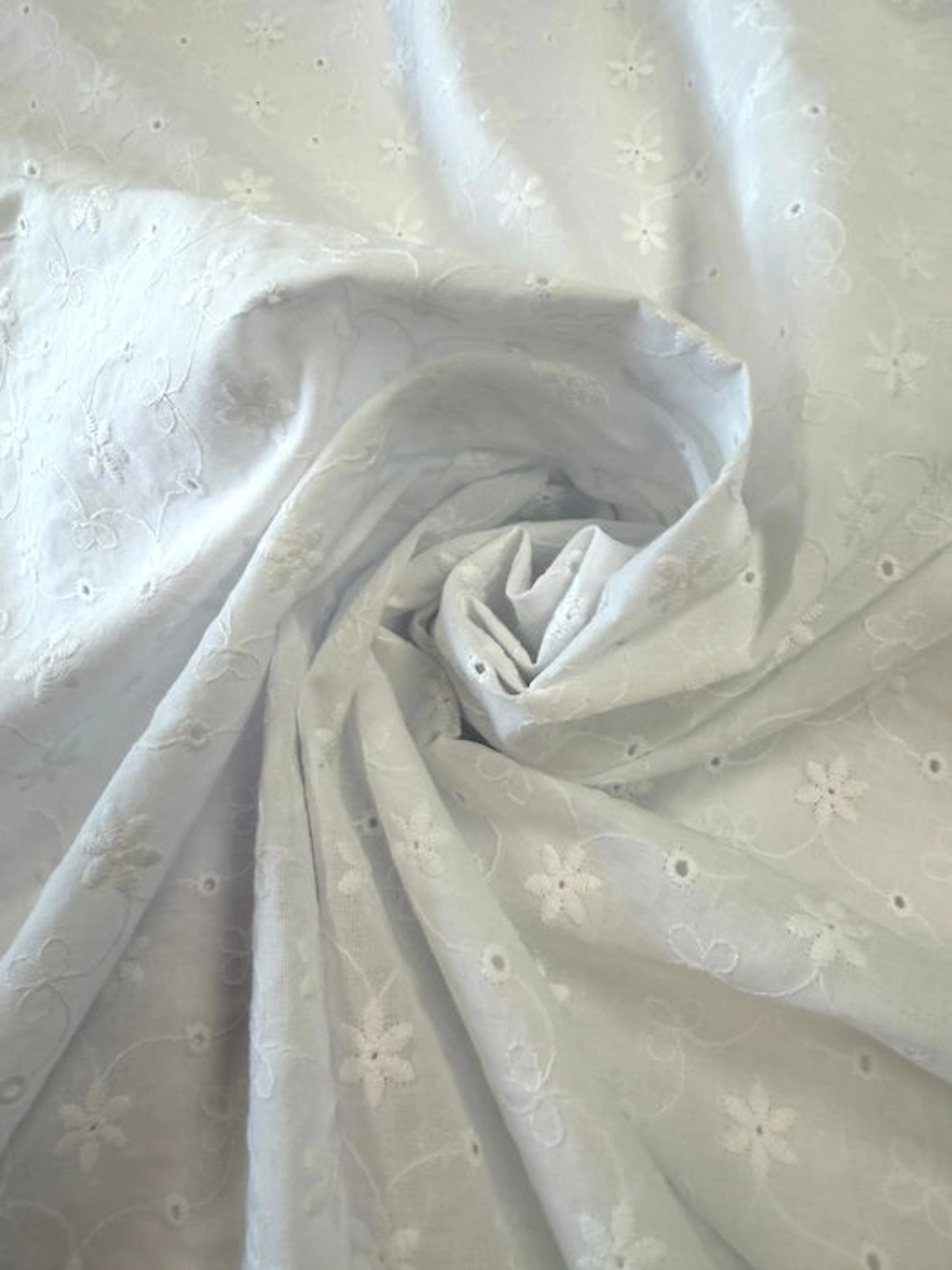 1332★100% cotton★ SANGALLO fabric embroidered on white...