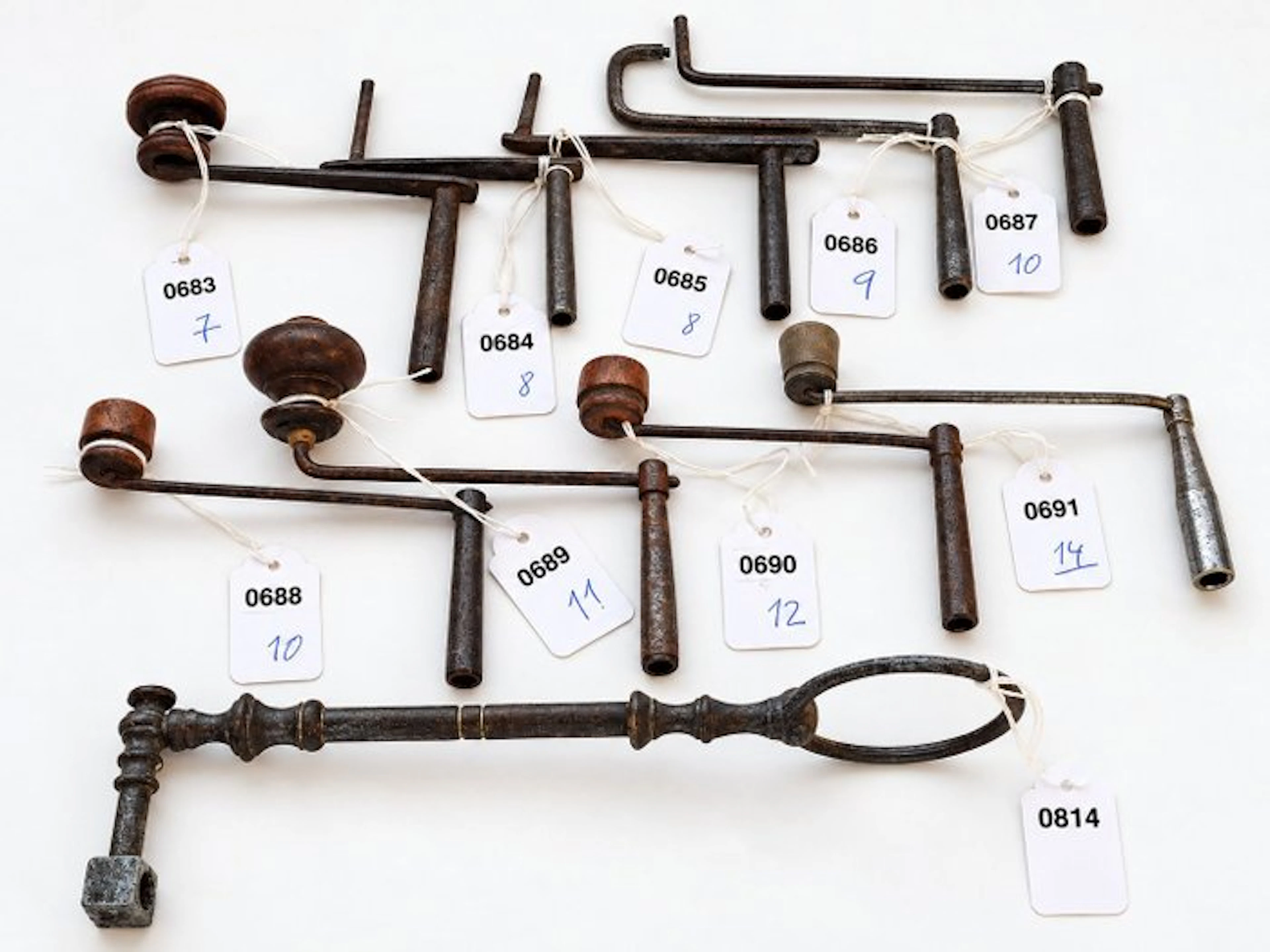 Winding keys for grandfather or grandmother clocks (floor...