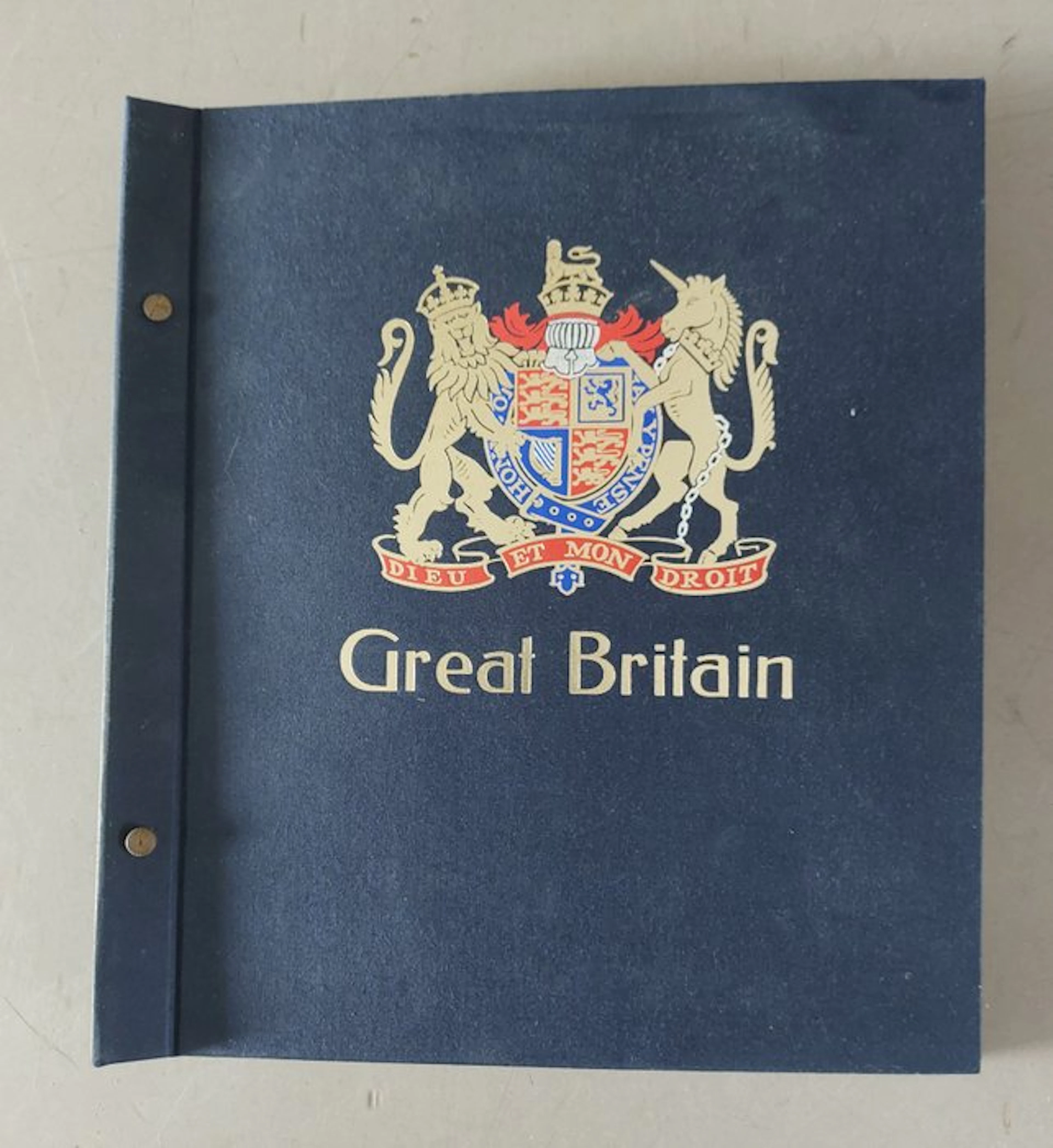 United Kingdom 1841/1990 - Predominantly mint collection of Great Britain