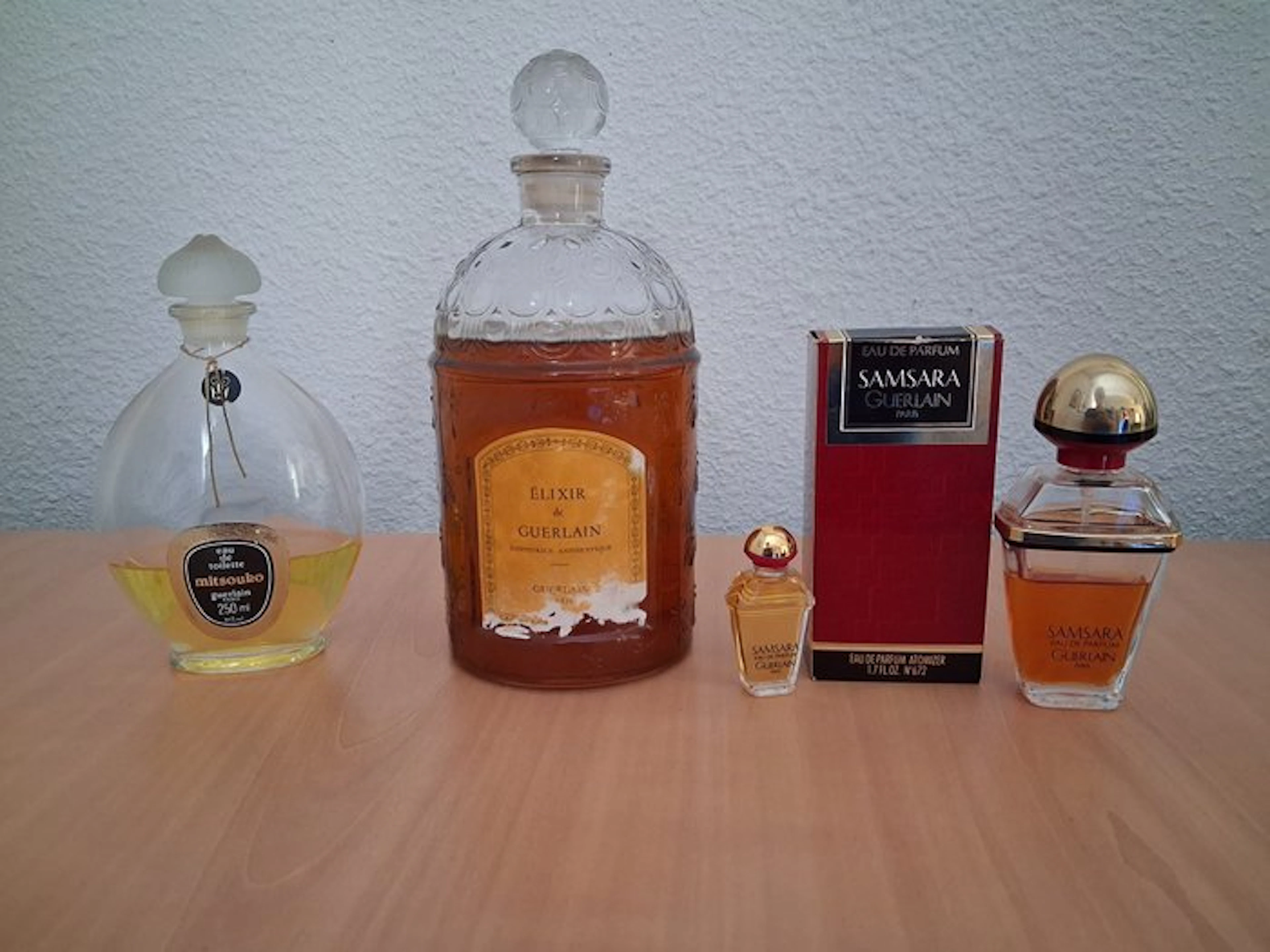 Perfume flask (4) - Glass - Guerlain perfume lot
