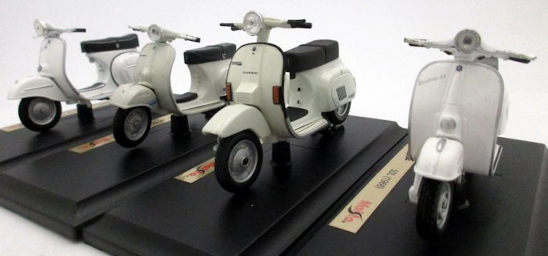 Vespa 125-1971/125-1976/PK125-1984/50L-1966 - 1:18...