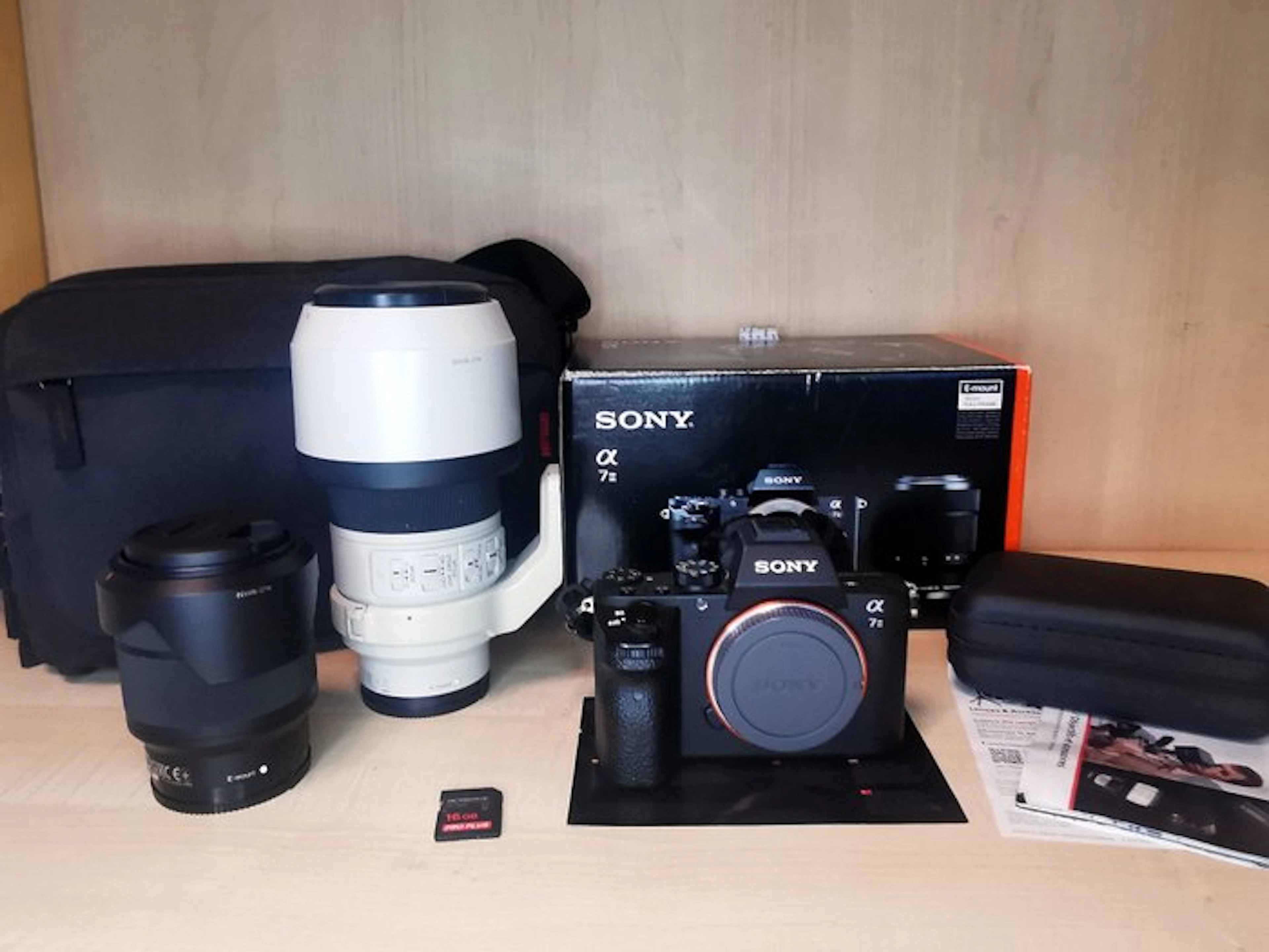 Sony KIT A7 II + lens 70-200 F4 G + lens 28-70 mm + borsa...