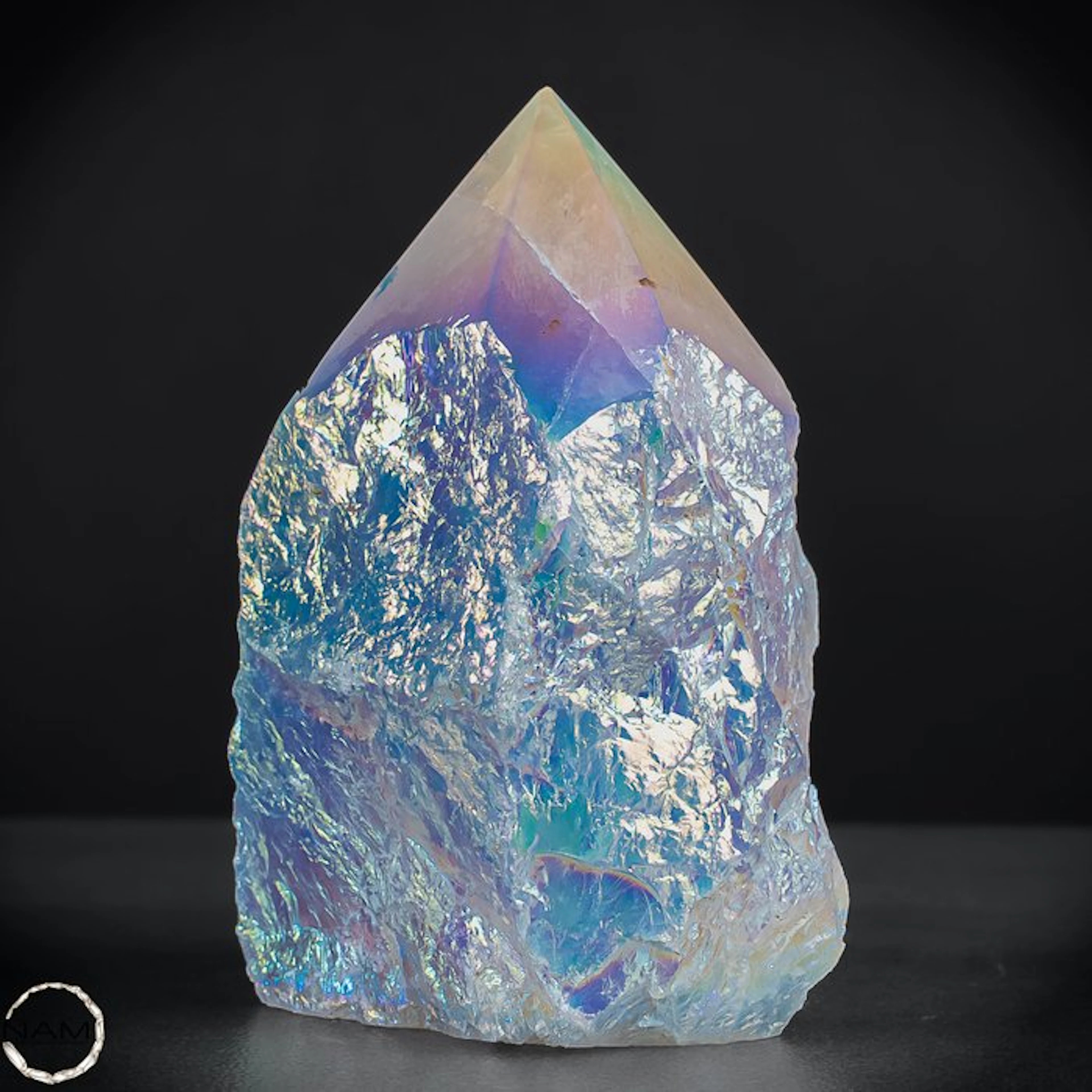 Angel Aura Quartz Point – A fascinating crystal object with iridescent shine