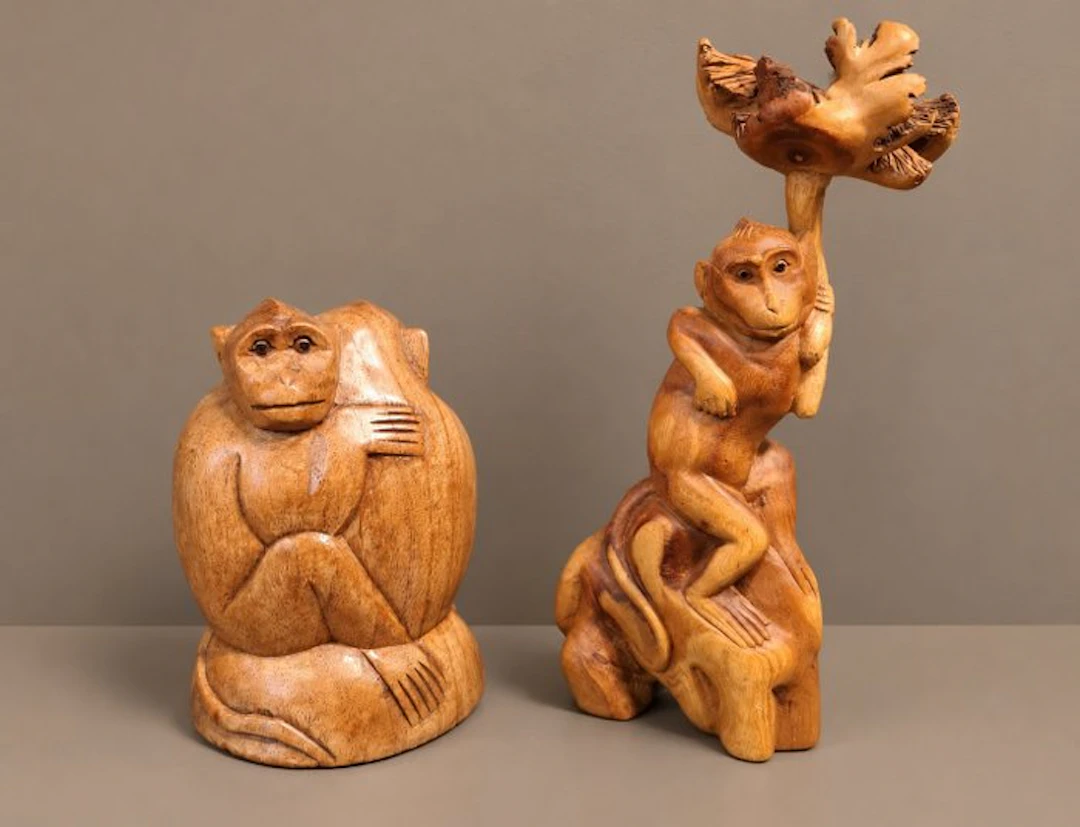 Figurine - Twee Balinese beelden aapjes (2) - Wood